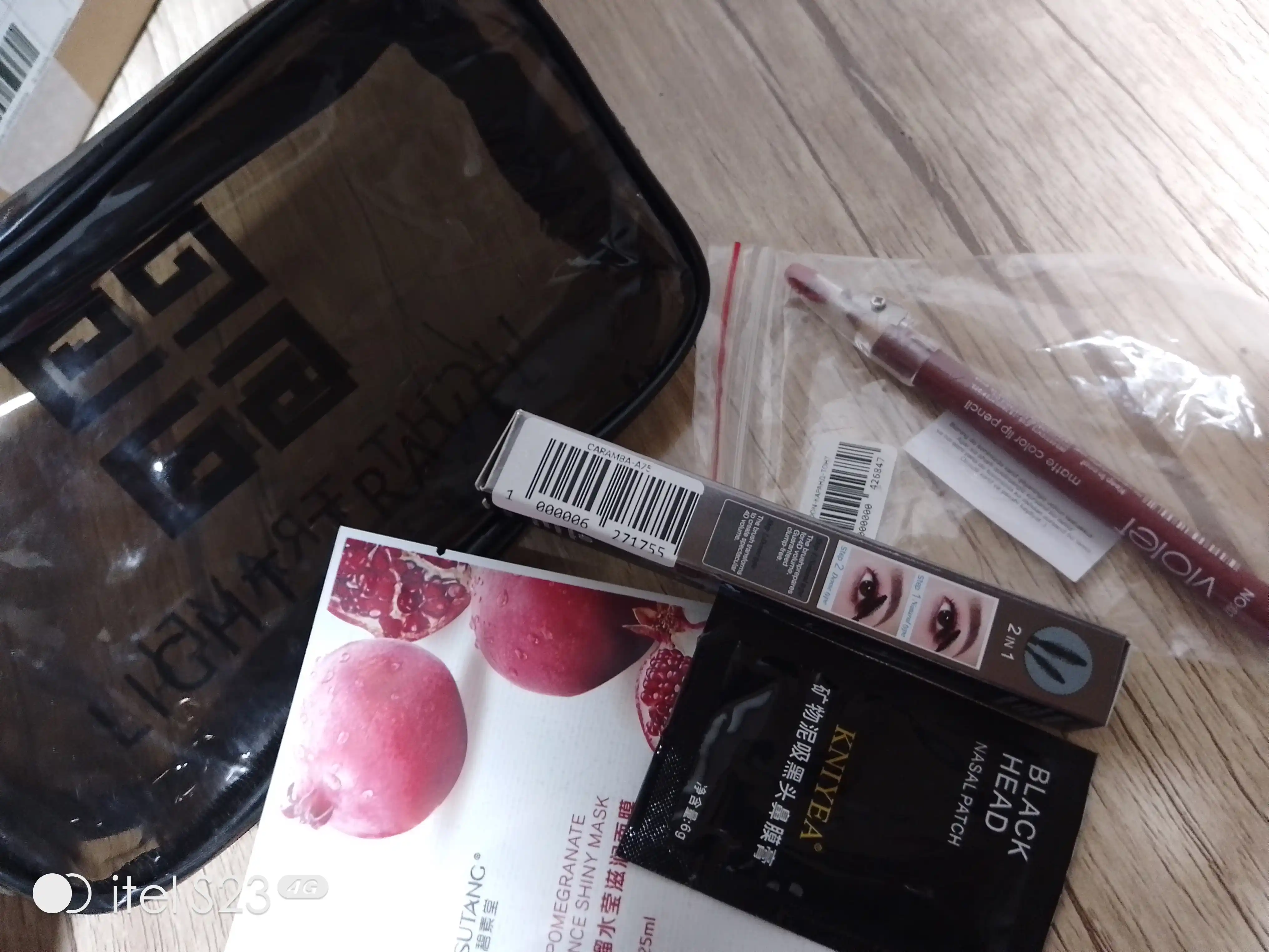 Kipriklar uchun tush 4D professional, suvga chidamli, qora, 2 ta cho'tka, 10 g