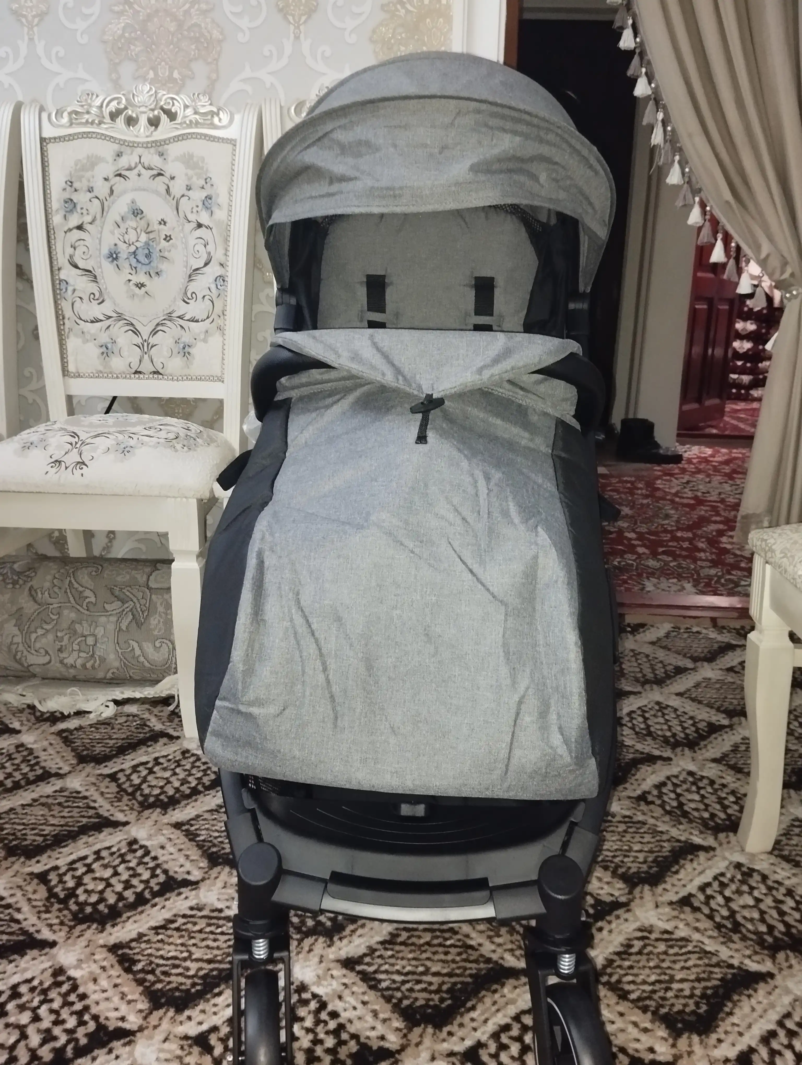 Aravacha Seedo Stroller S8, pastki savatcha va issiqlikni saqlab turuvchi g'ilof bilan