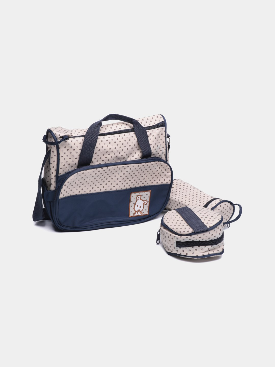 Oshxonada yalangoch nudist qizlar (shaxsiy fotosurat)