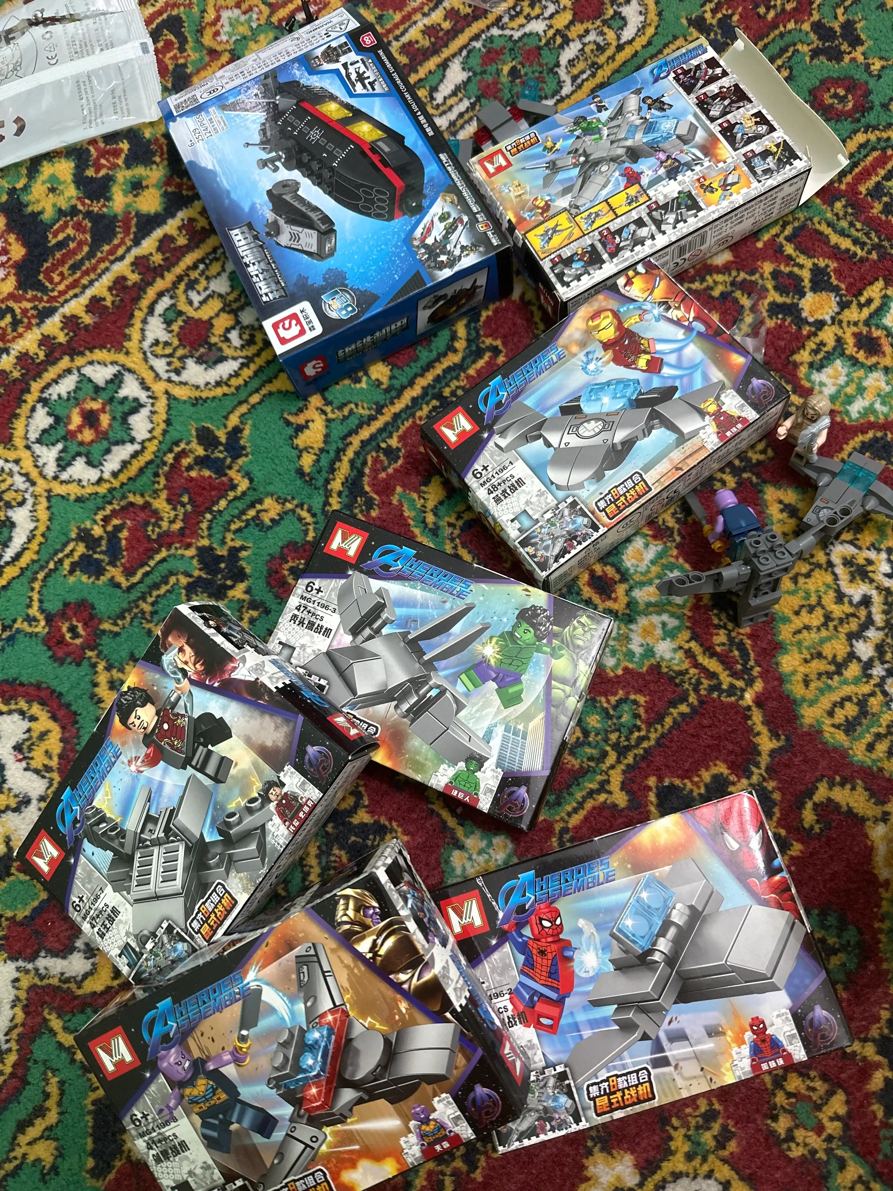 Qasoskorlar, Avengers konstruktori, superqahramon sarguzashtlari, Lego bilan mos keladi