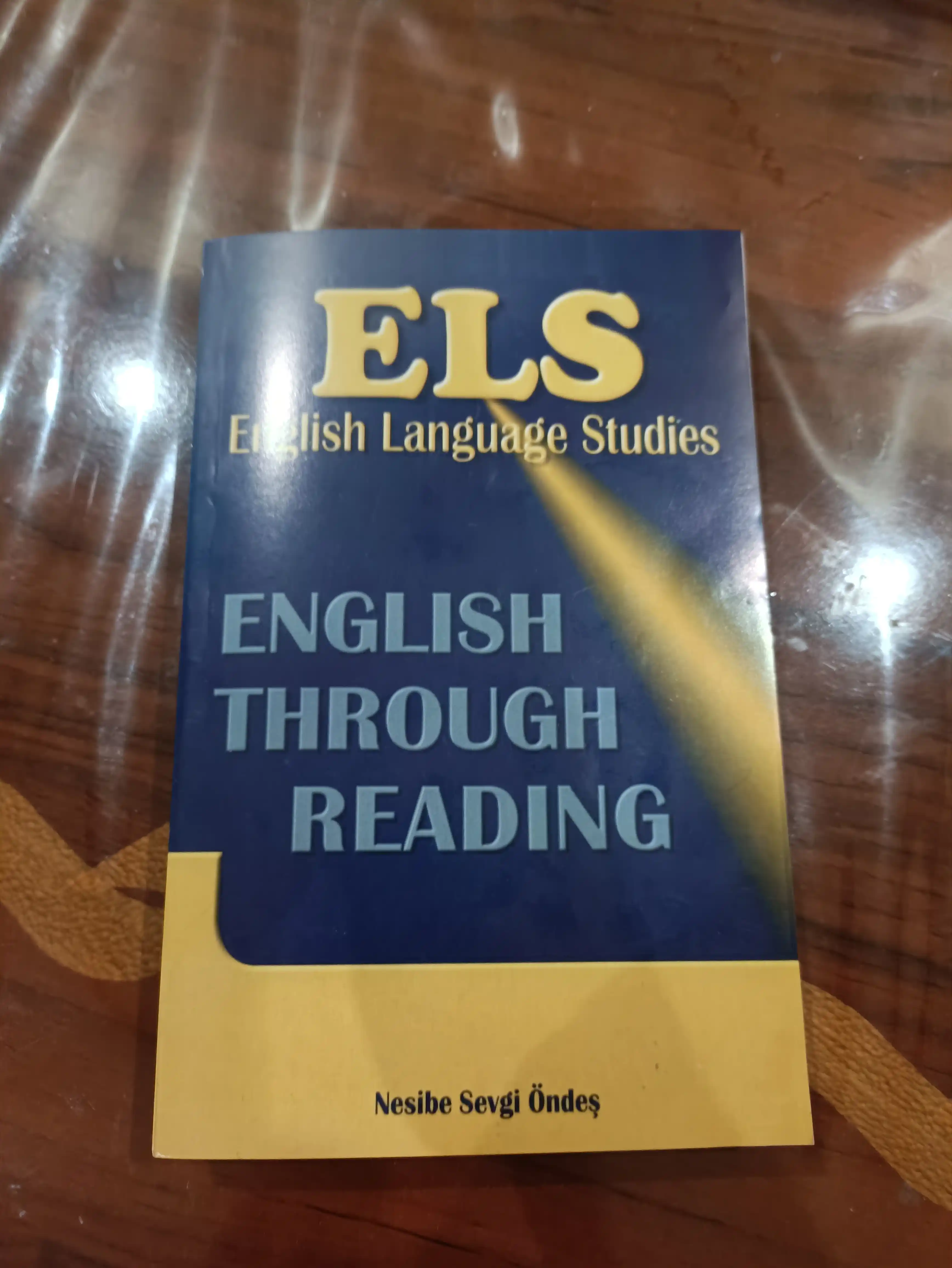 ELS English Language Students, English Through Reading, A4