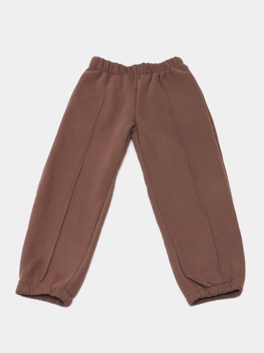 Bolalar kostyumi, sport, flis ustida