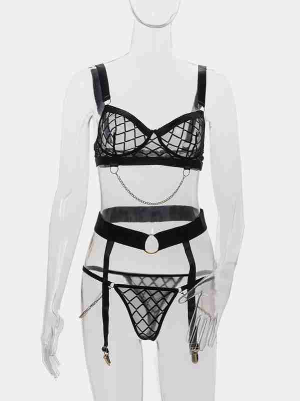 Katta mushuk nasos bilan shishiriladi