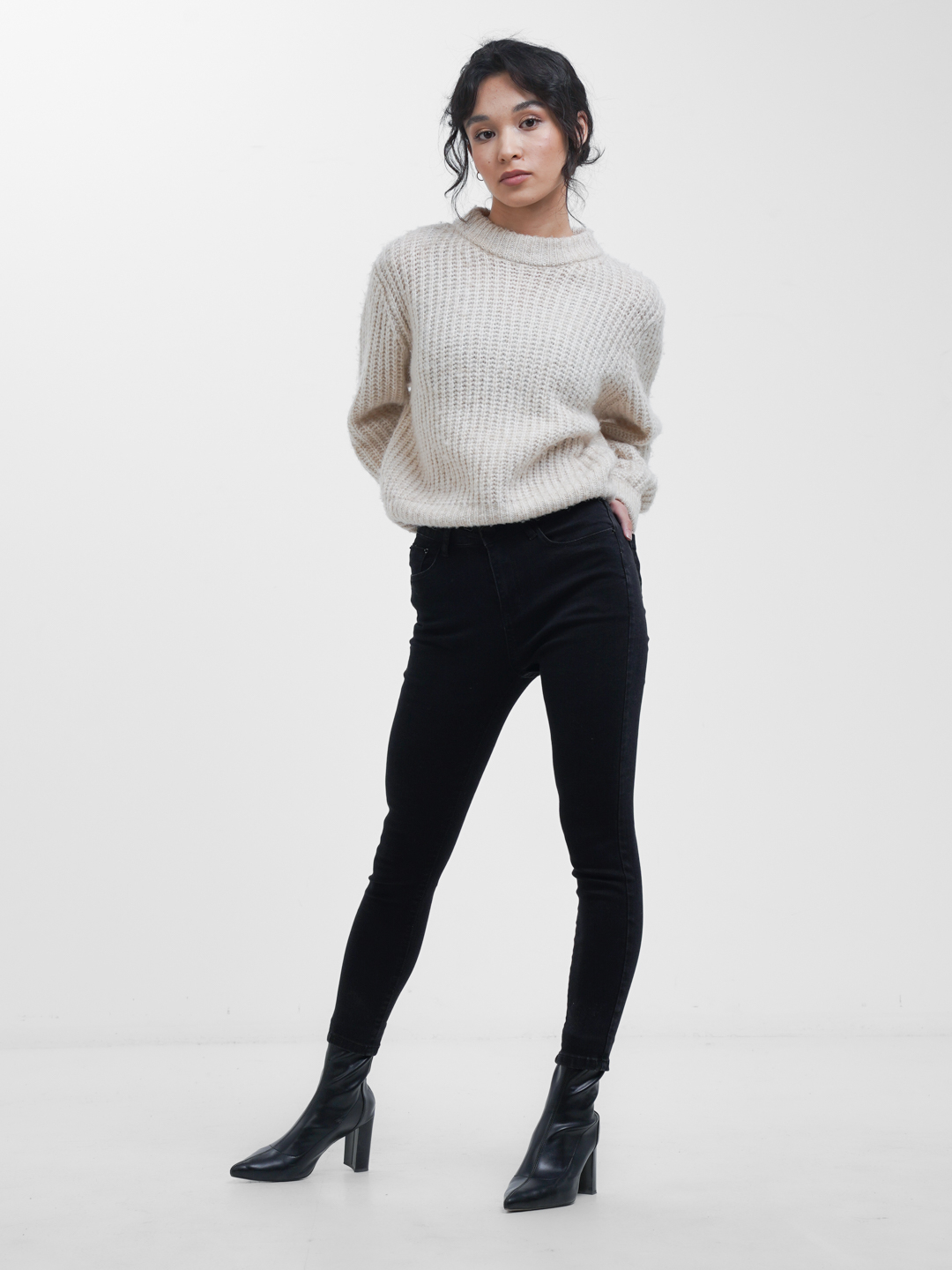 Vannada jinsiy aloqa qilayotgan qizlar (video) Qanday qilib sizning eringizni mushukingizdagi sutni yalashi mumkin