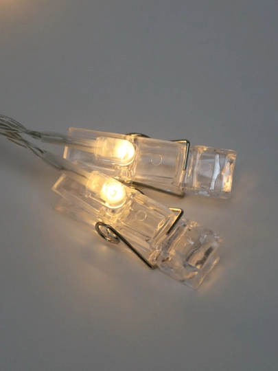 Girlyanda prishchepki LED interyer uchun, batareyalar bilan, 3 m, 8 rejim, Vegas