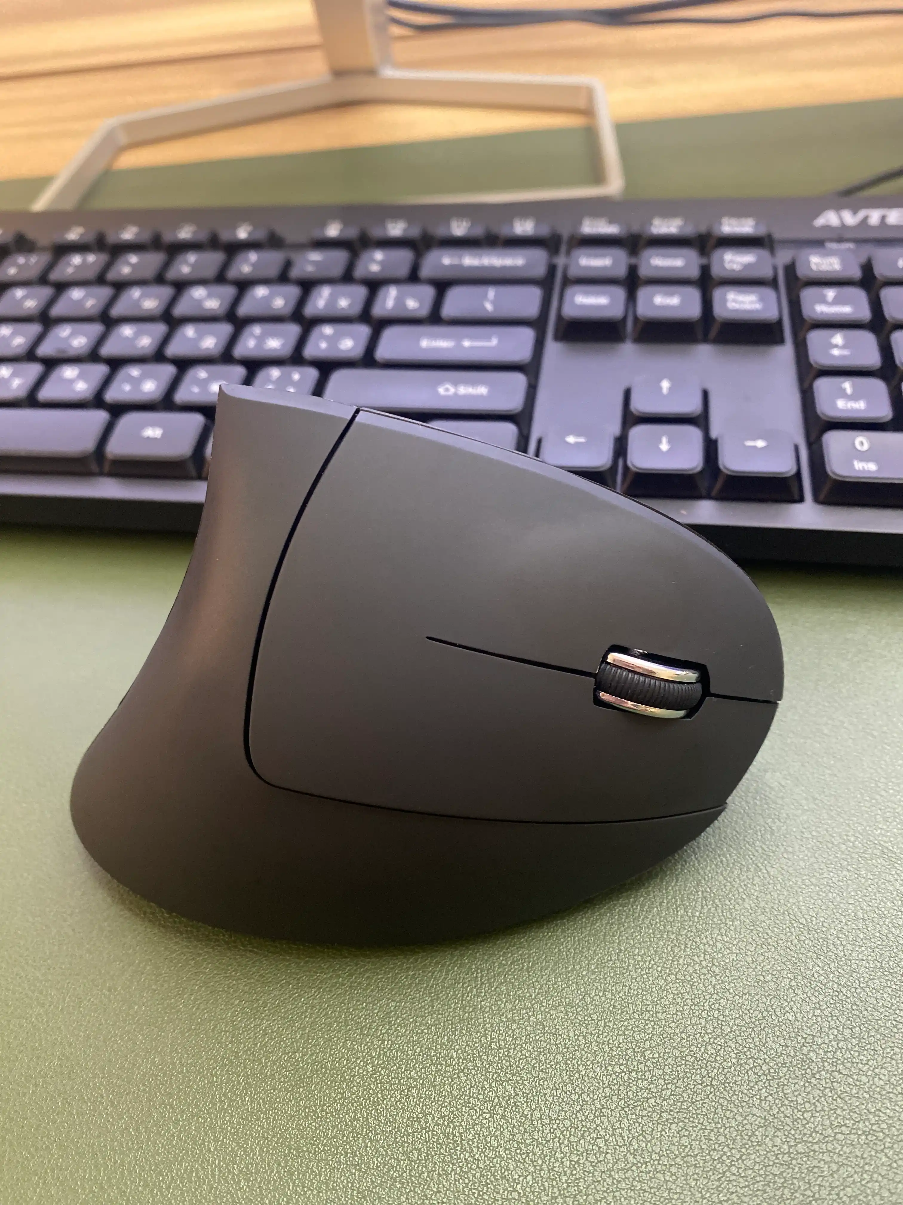 Vertikal optik sichqoncha, ergonomik, simsiz