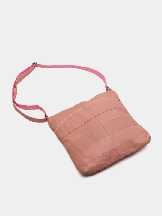 Ayollar charm sumkasi
