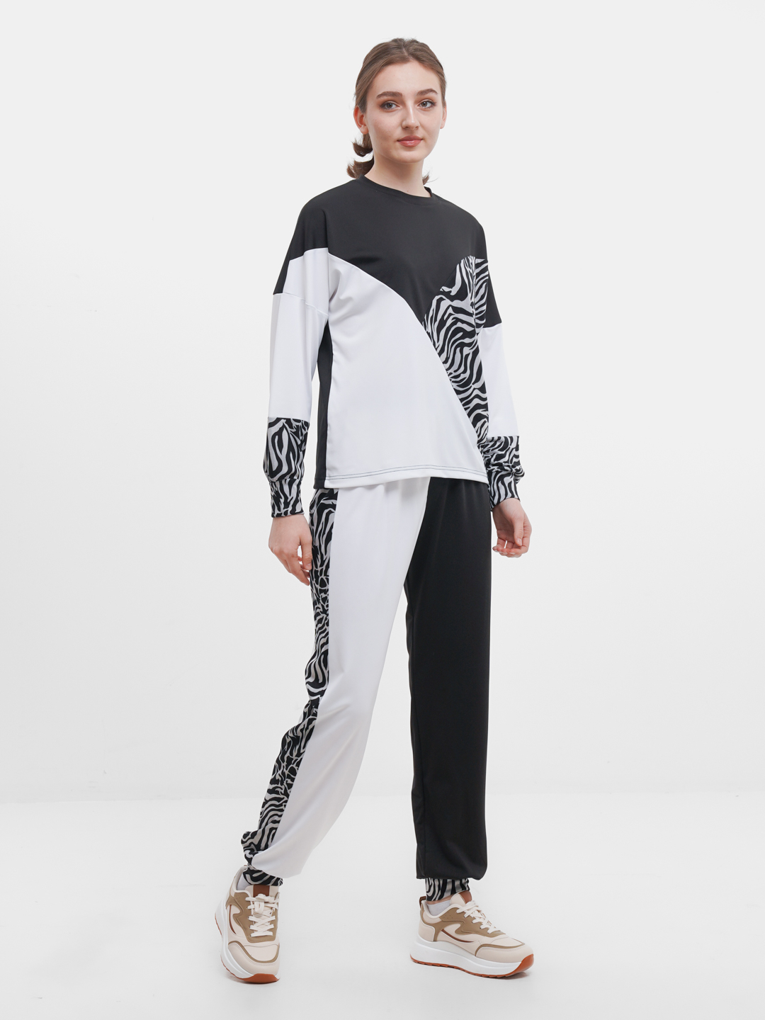 Xiyonat erotik filmi Onlayn porno: Uxlayotgan xola