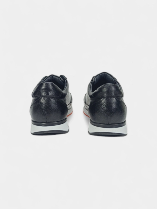 Erkaklar uchun Premium Black charm krossovkalar – tabiiy charm va zamsha, qulay taglik