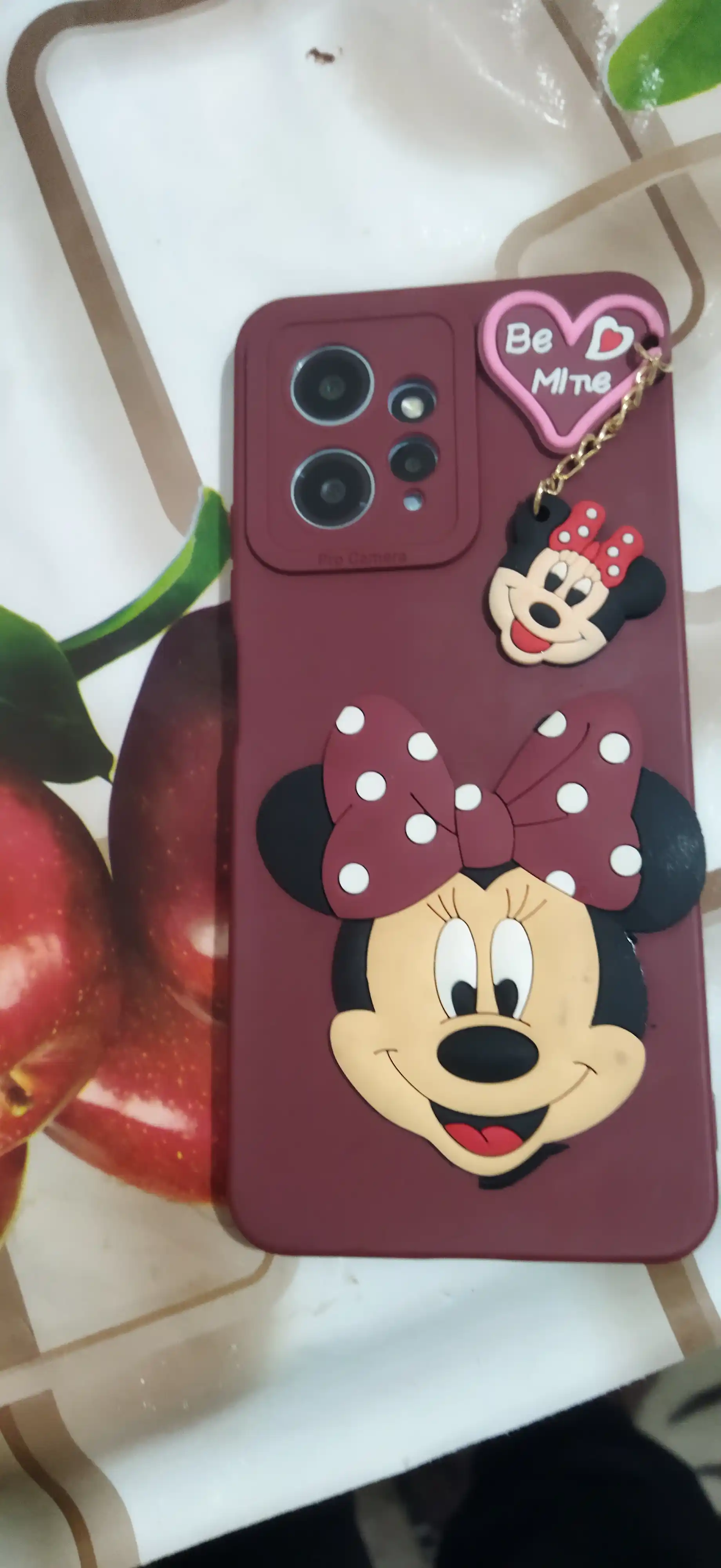 Redmi note 12 4G uchun g'ilof, оrqasida zamonaviy 3D naqsh bilan ayiq va mikki sichqoncha