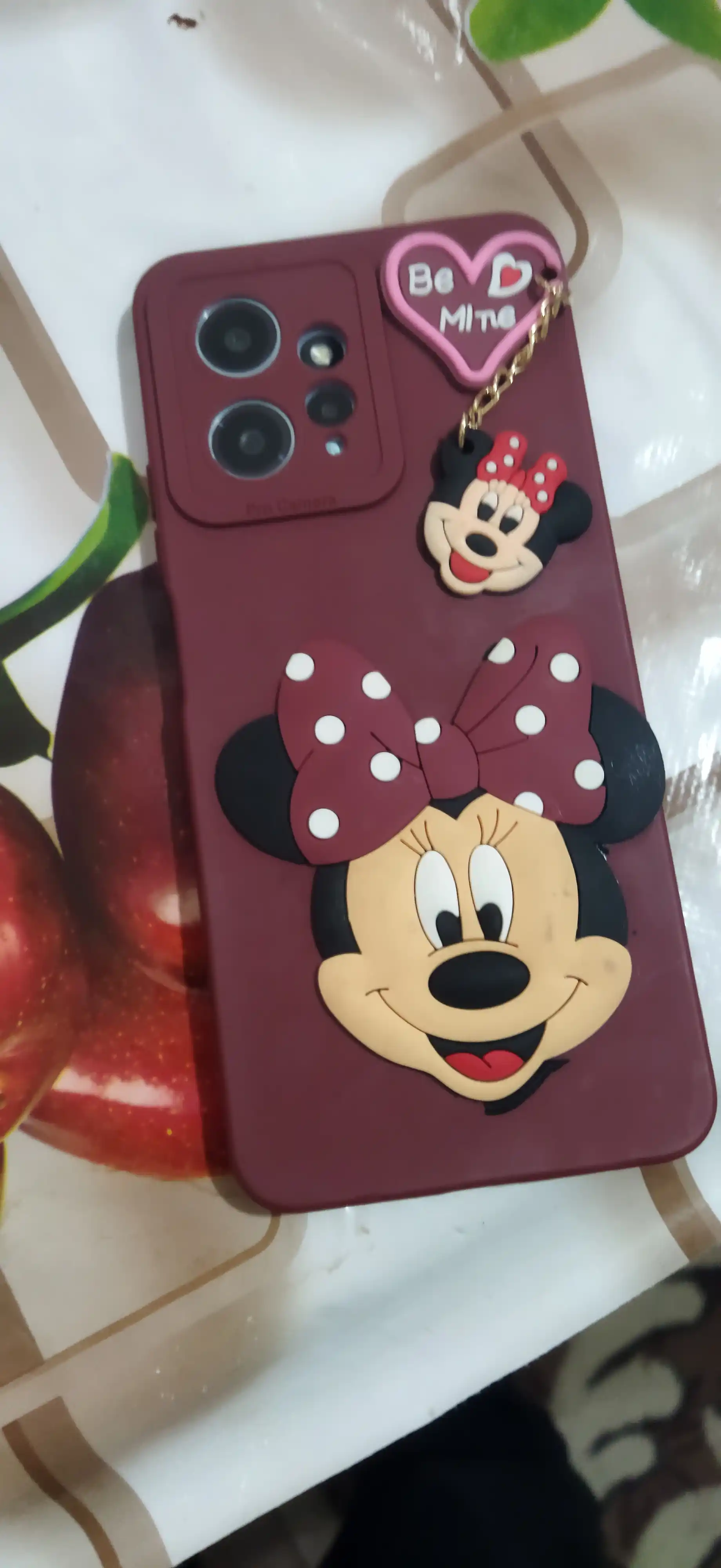 Redmi note 12 4G uchun g'ilof, оrqasida zamonaviy 3D naqsh bilan ayiq va mikki sichqoncha