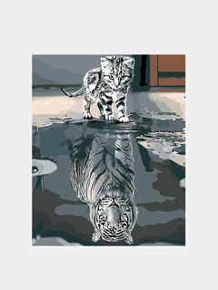 Коричневый