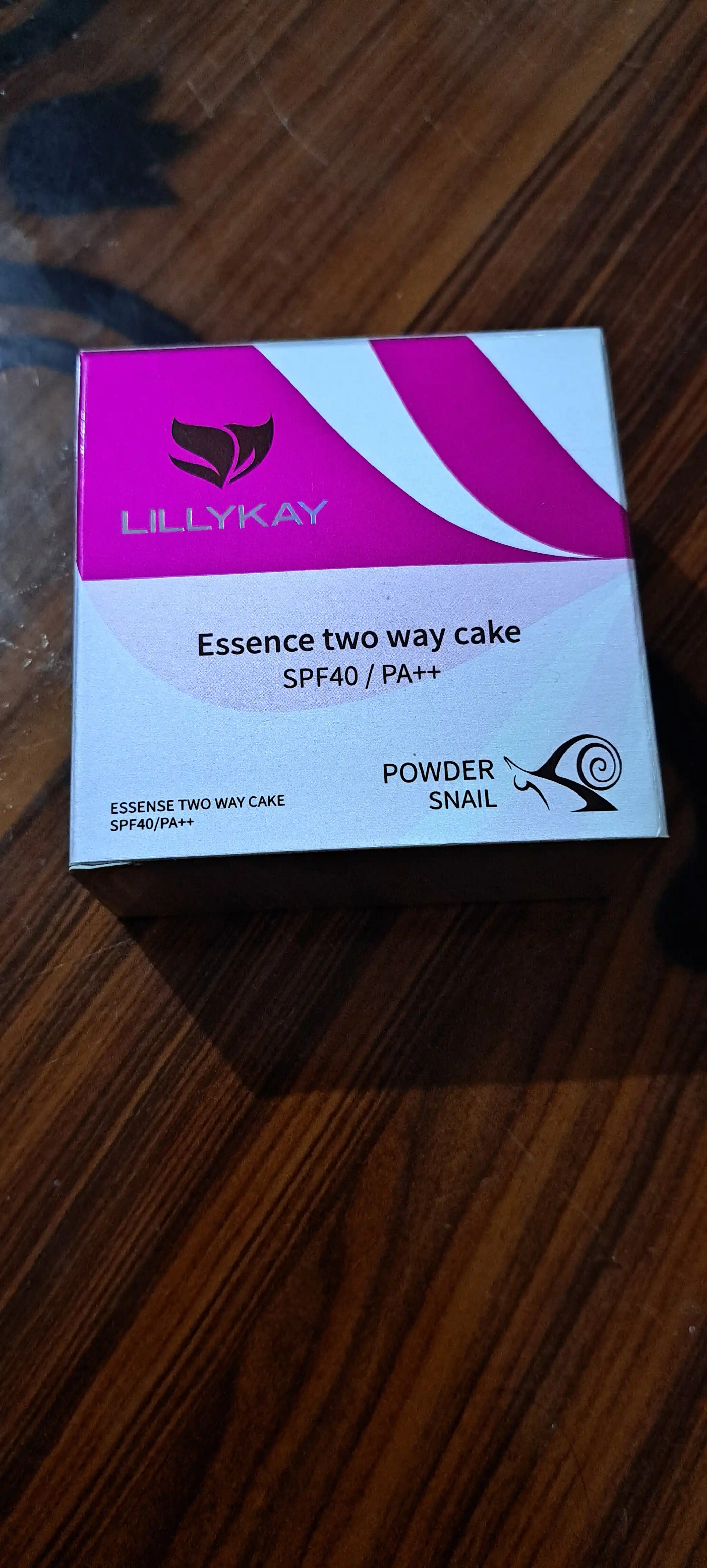 Lillykay Essence Two Way Cake SPF40 PA++ salyangoz mutsinli kompakt pudra