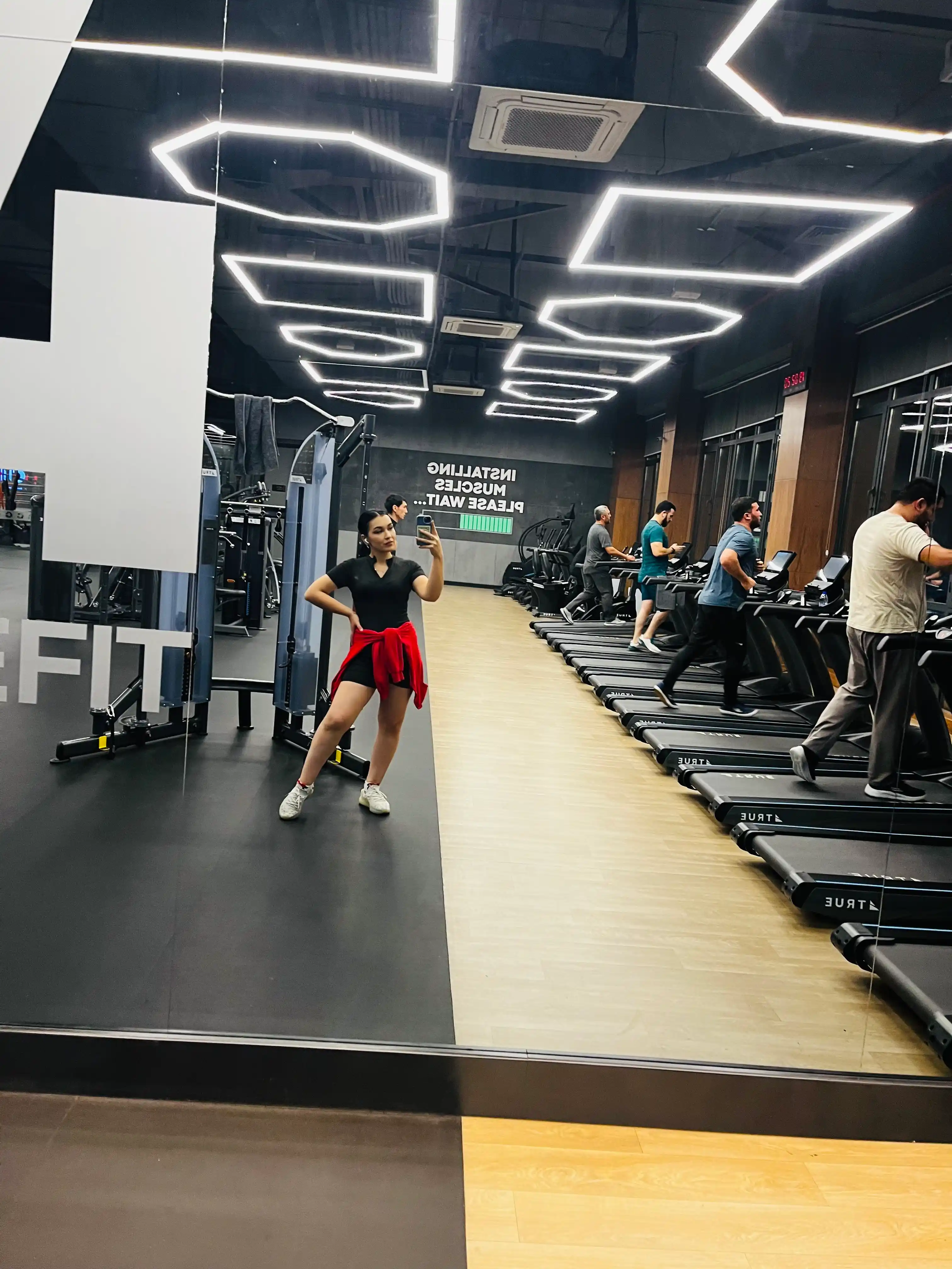 Ayollar sport kombinezoni, yoga va fitnes uchun, cho'ziluvchan sport kostyumi, qora, S–L