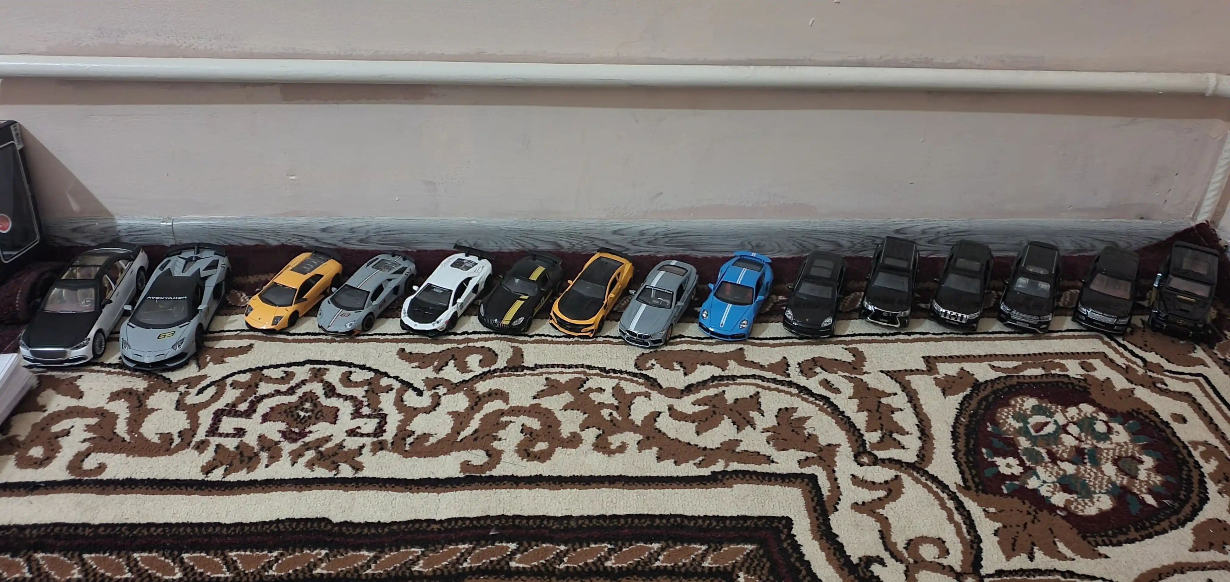 Metall mashina BMW M8 Thunder M, 1:32