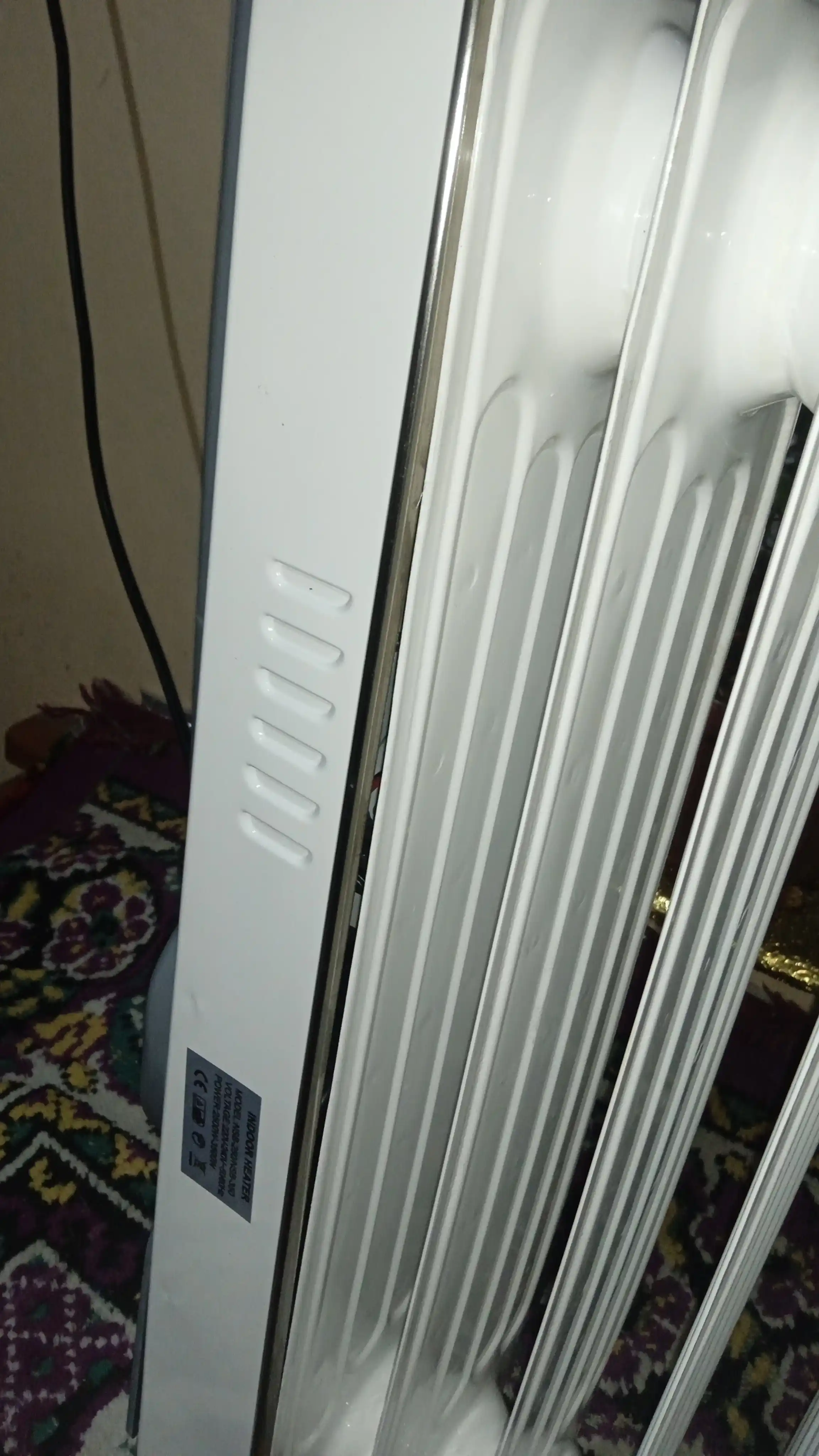 Moyli isitgich, 13 qovurg'ali, termostatli + quritgich, 2900 vt, 35 m2
