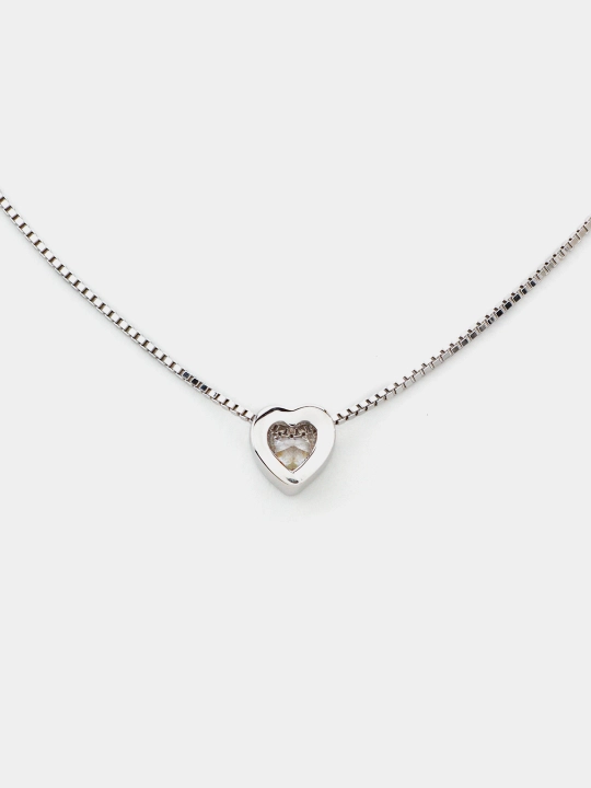 Ayollar uchun kumush zanjir, Sumayya Silver