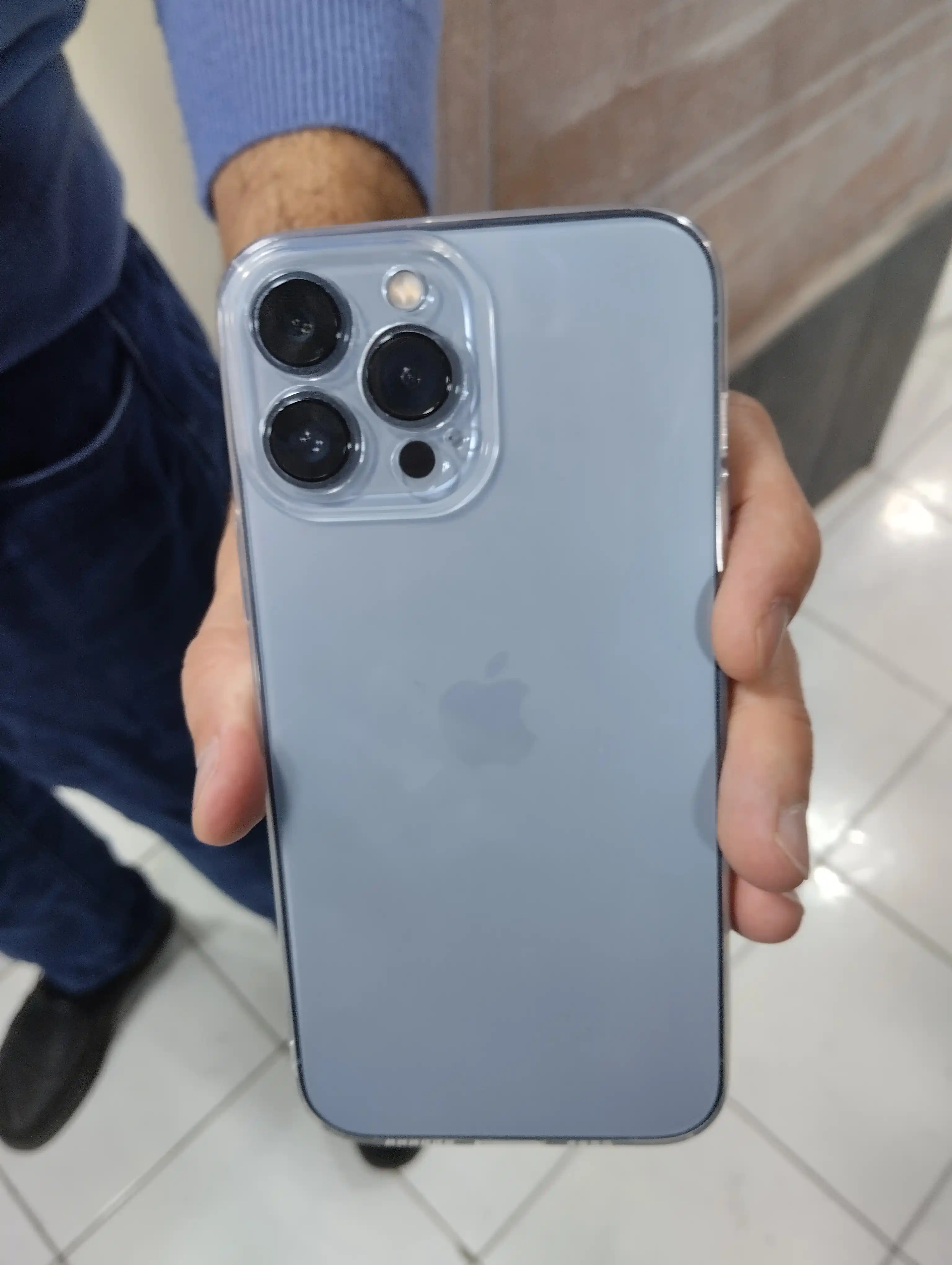 Shaffof chexol IPhone 11 pro max, 12 pro max, 14 / 14 pro, iPhone 15 uchun g‘ilof