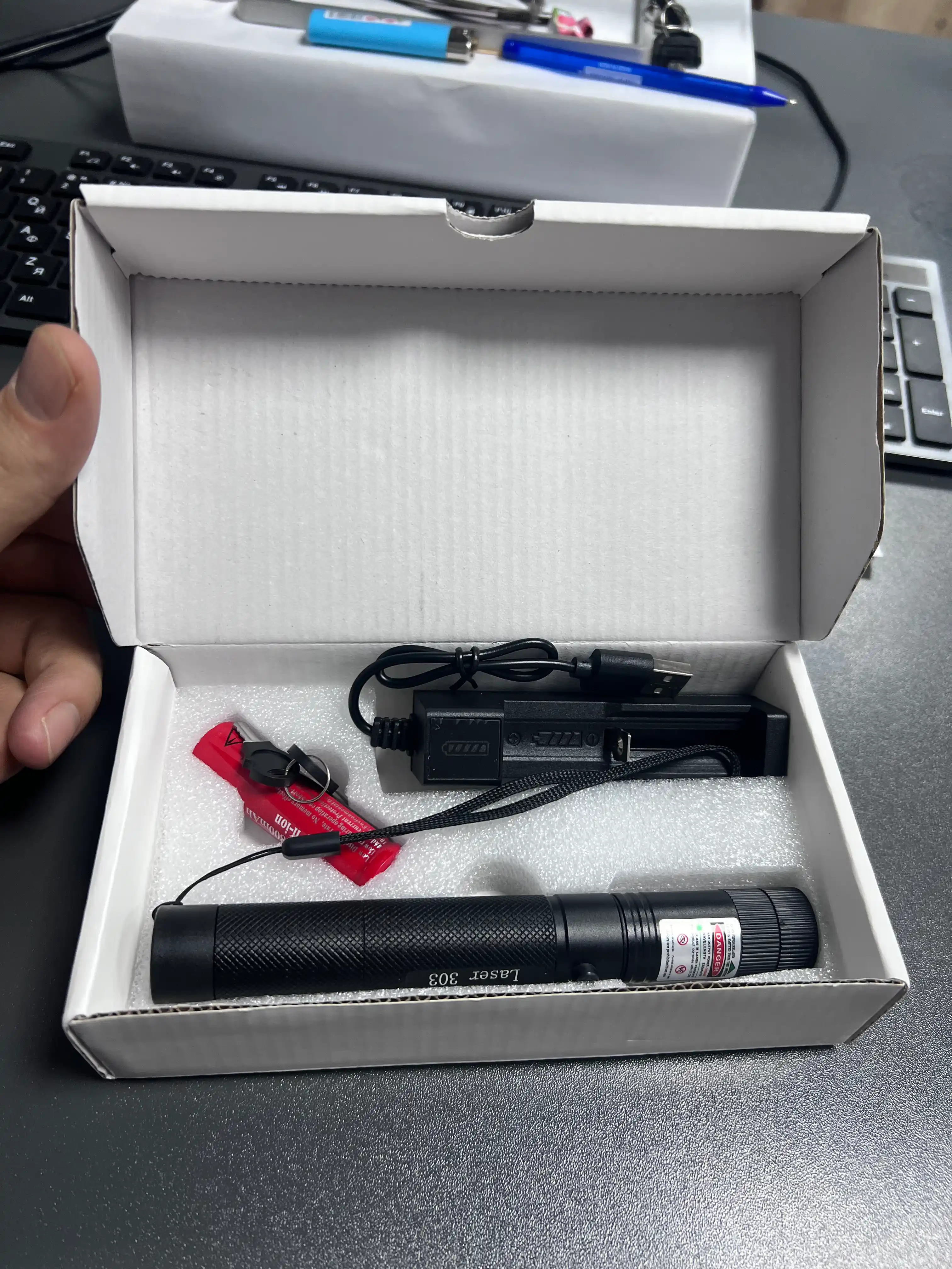 Зеленая лазерная указка Laser Pointer 303