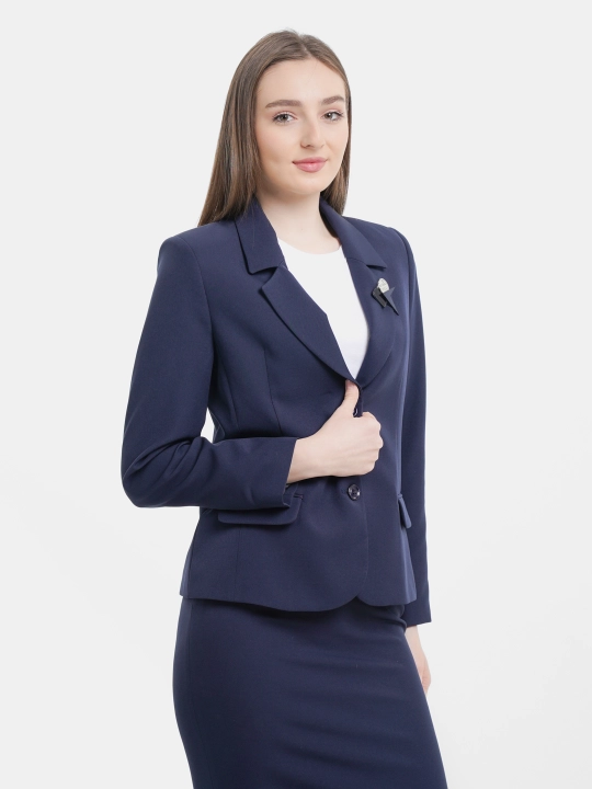 Ayollar kostyumi, ofis