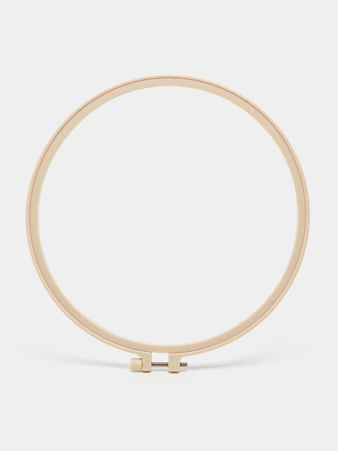 Balzak yoshidagi yalangoch ayollar paypoqda