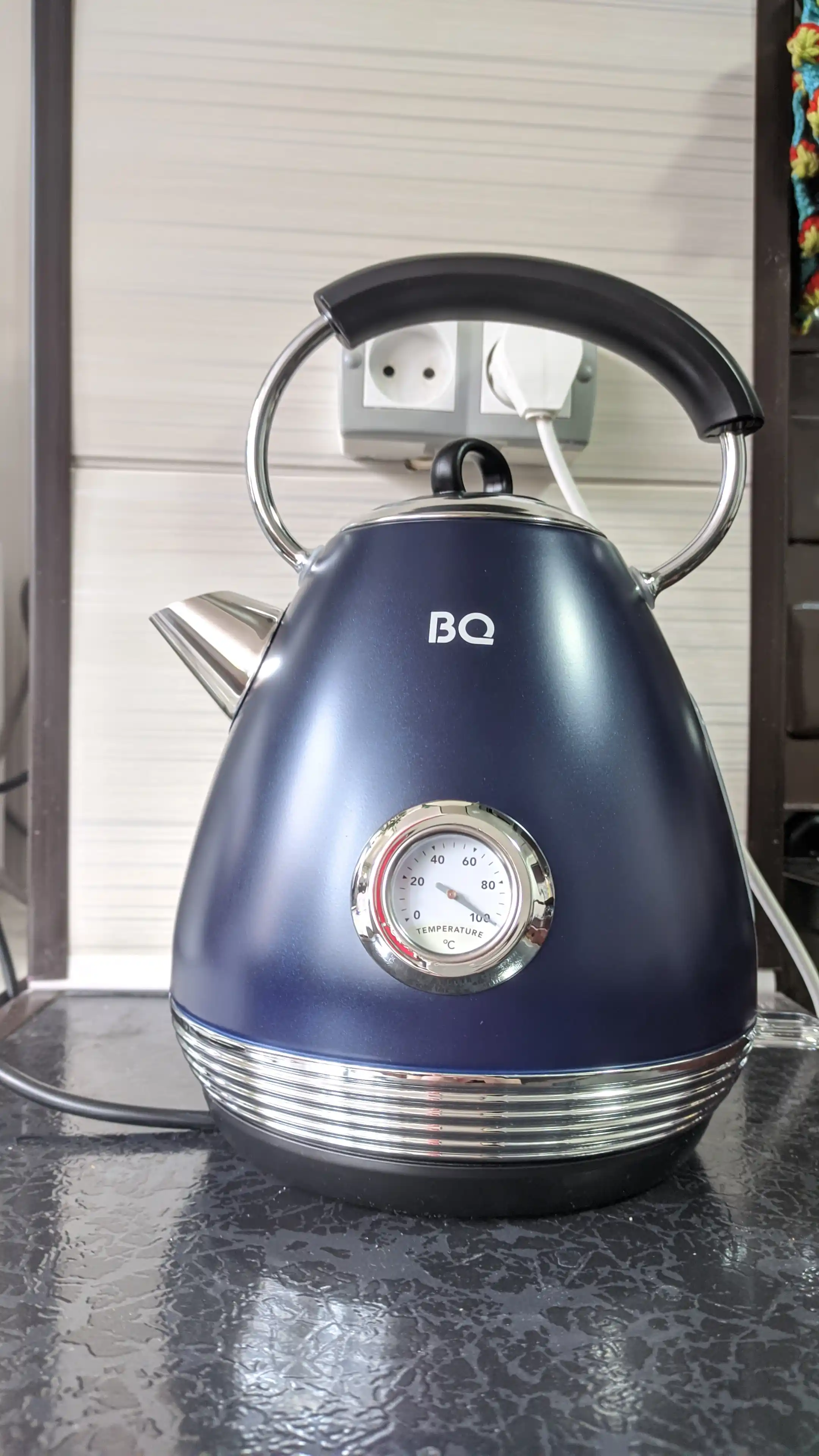 Elektr choynak BQ KT1826SW AZUR, 2200 Vt, zanglamaydigan po'lat, 1.7 litr