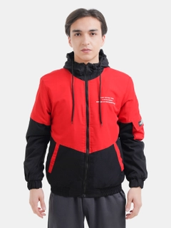 Qizil