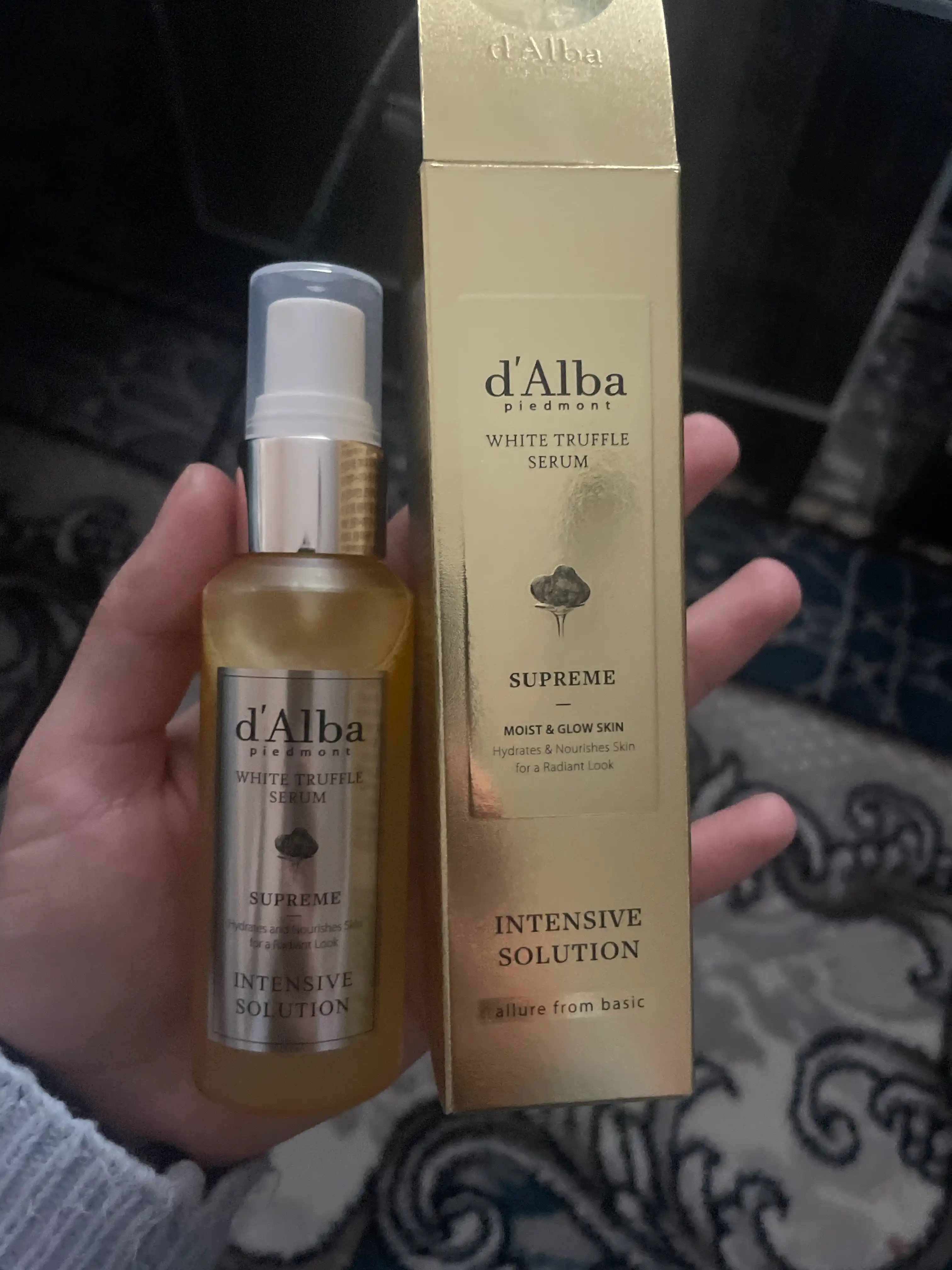 Sprey-zardob oq tryufel bilan D'Alba White Truffle Serum Supreme Intensive