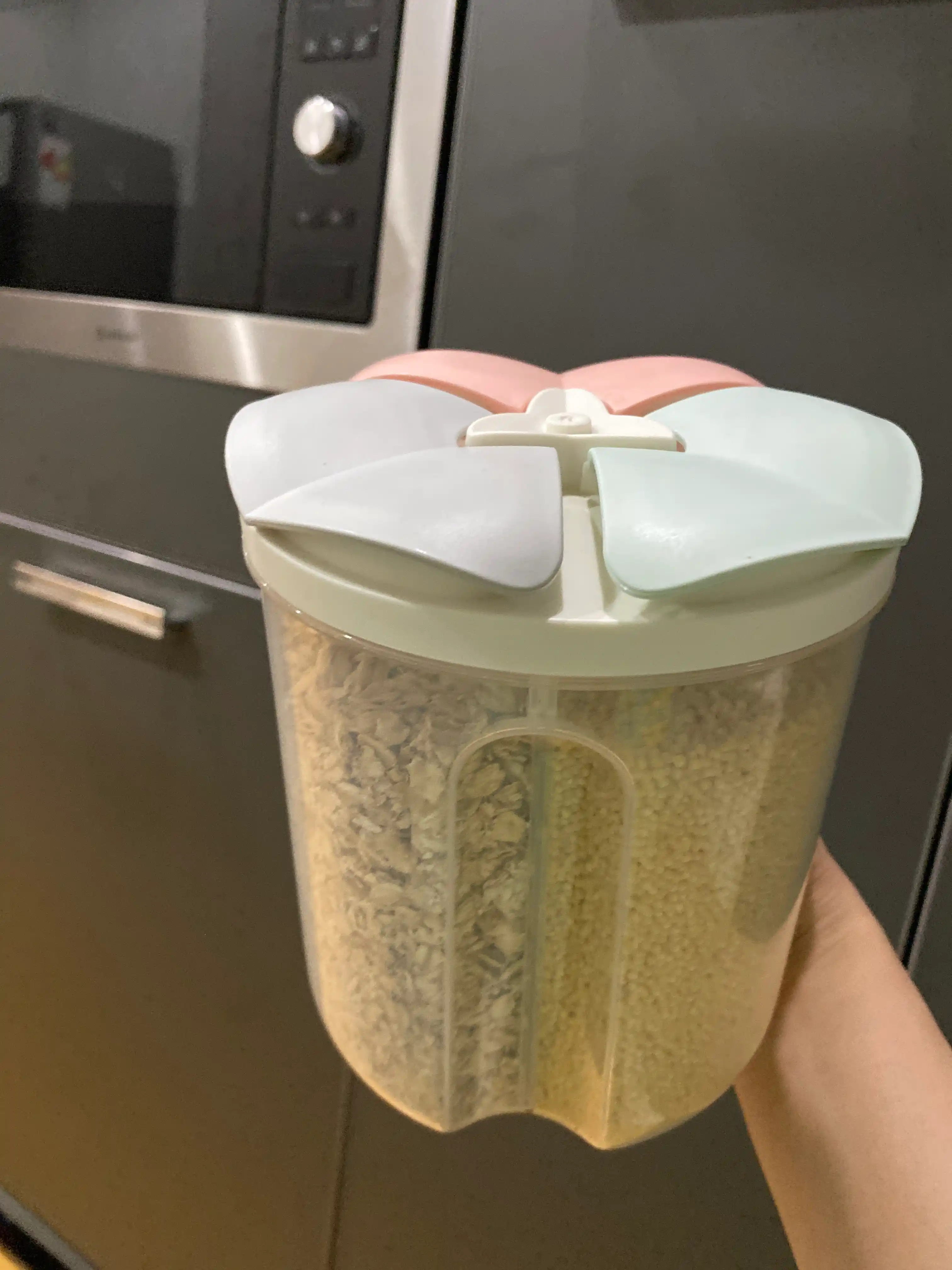 Контейнер с разделителями, для круп и сыпучих продуктов