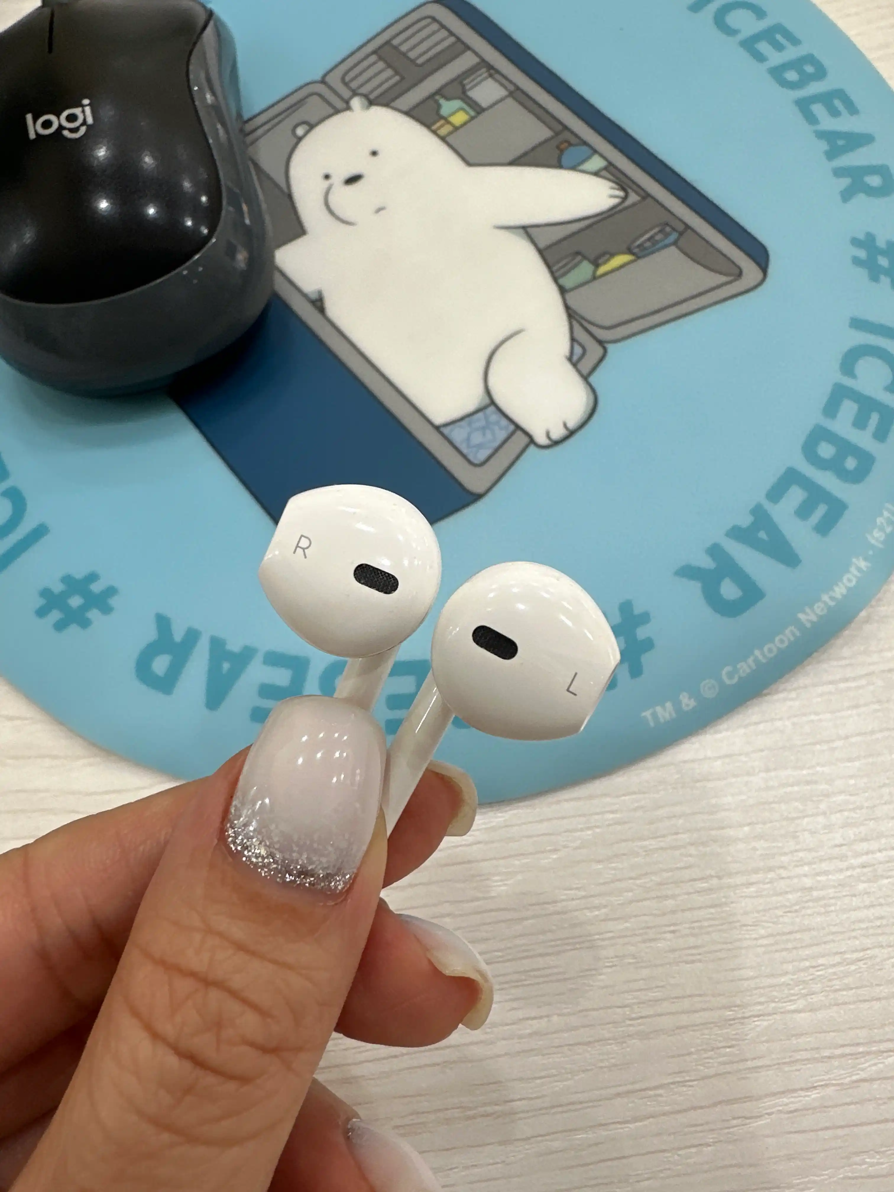 Наушники проводные Apple EarPods Lightning White EarPods