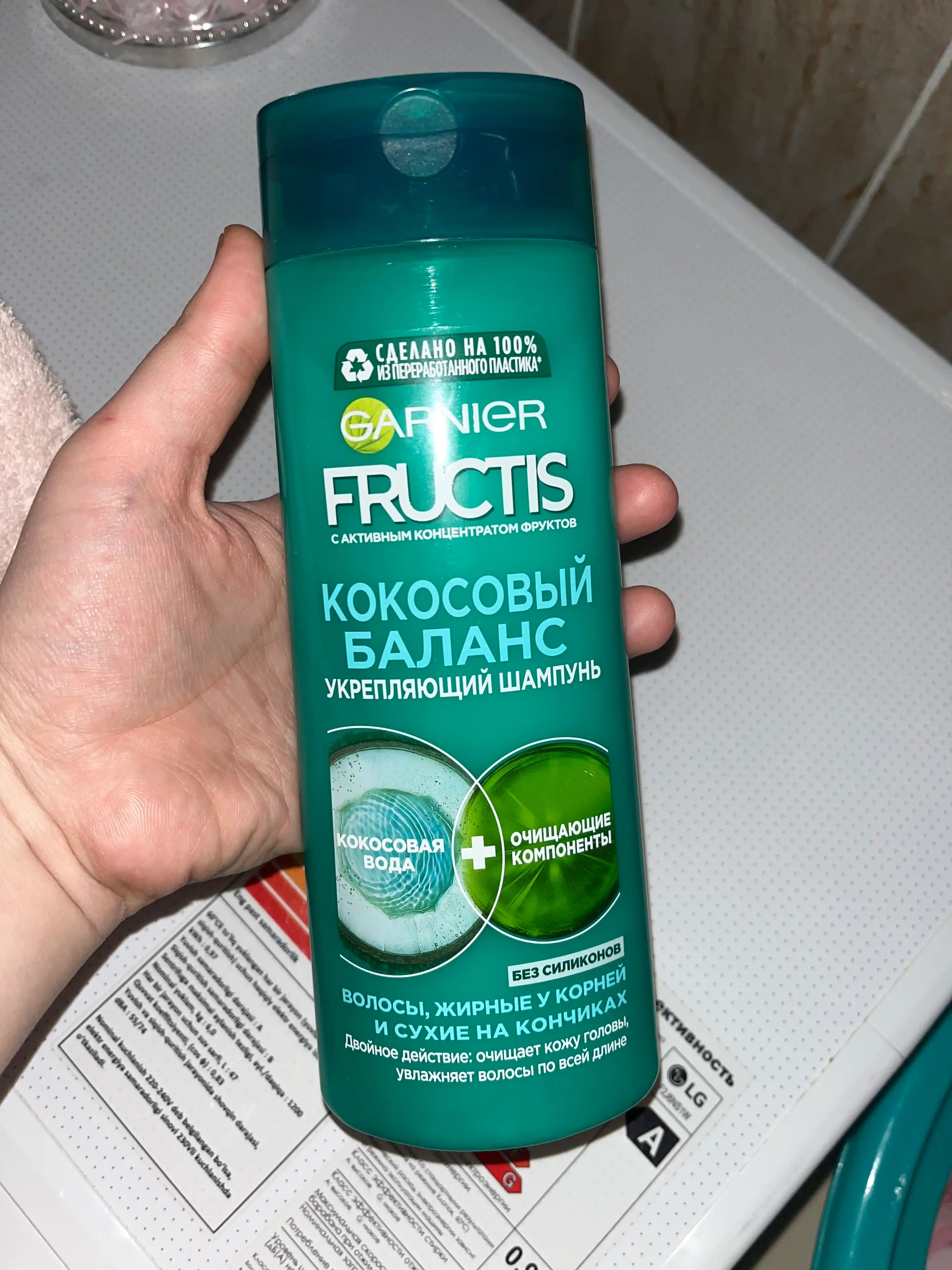 Garnier Fructis mustahkamlovchi shampun Fructis, kokos yong'og'i balansi, 400 ml