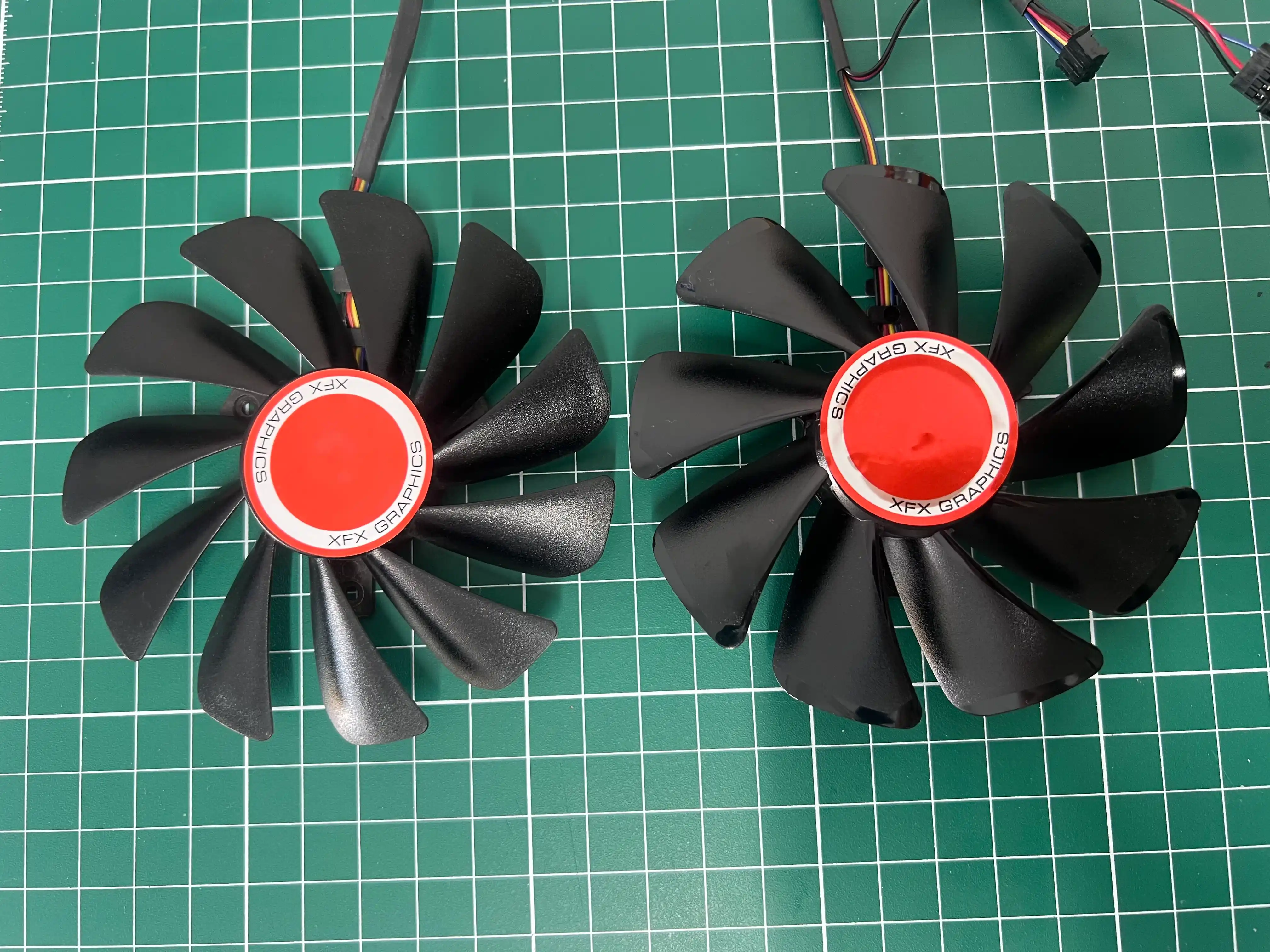 Кулер для видеокарты XFX FDC10U12S9, 95 мм