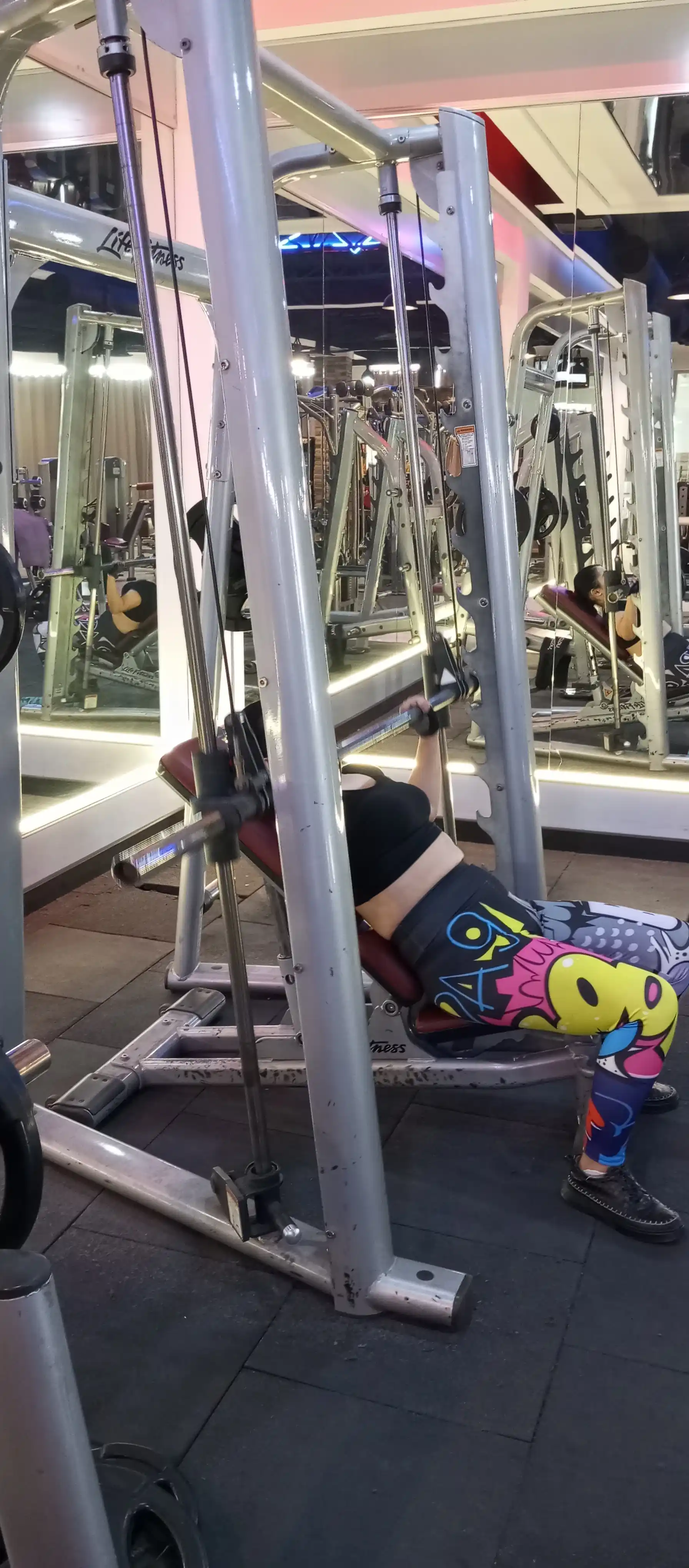 Ayollar legginslari, sport losinalari