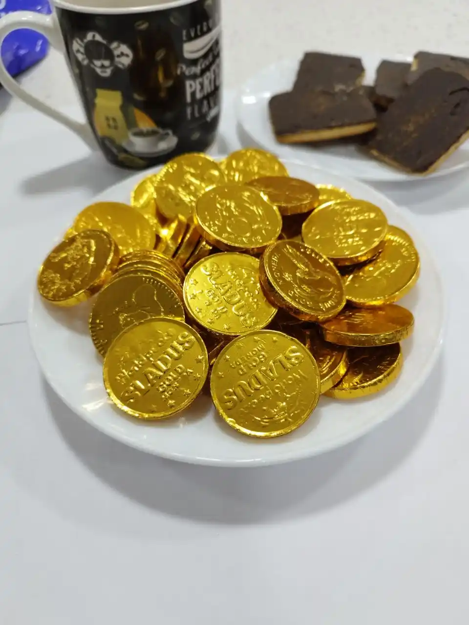 Tangalar shaklidagi sutli shokolad, Sladus Gold Moneda, 300 gr