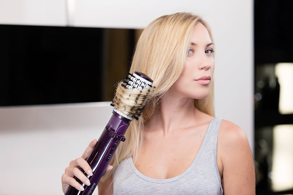 babyliss beliss brushing 2736e, девушка со стайлером, защита для волос от утюжка и фена, девушка пользуется феном стайлер