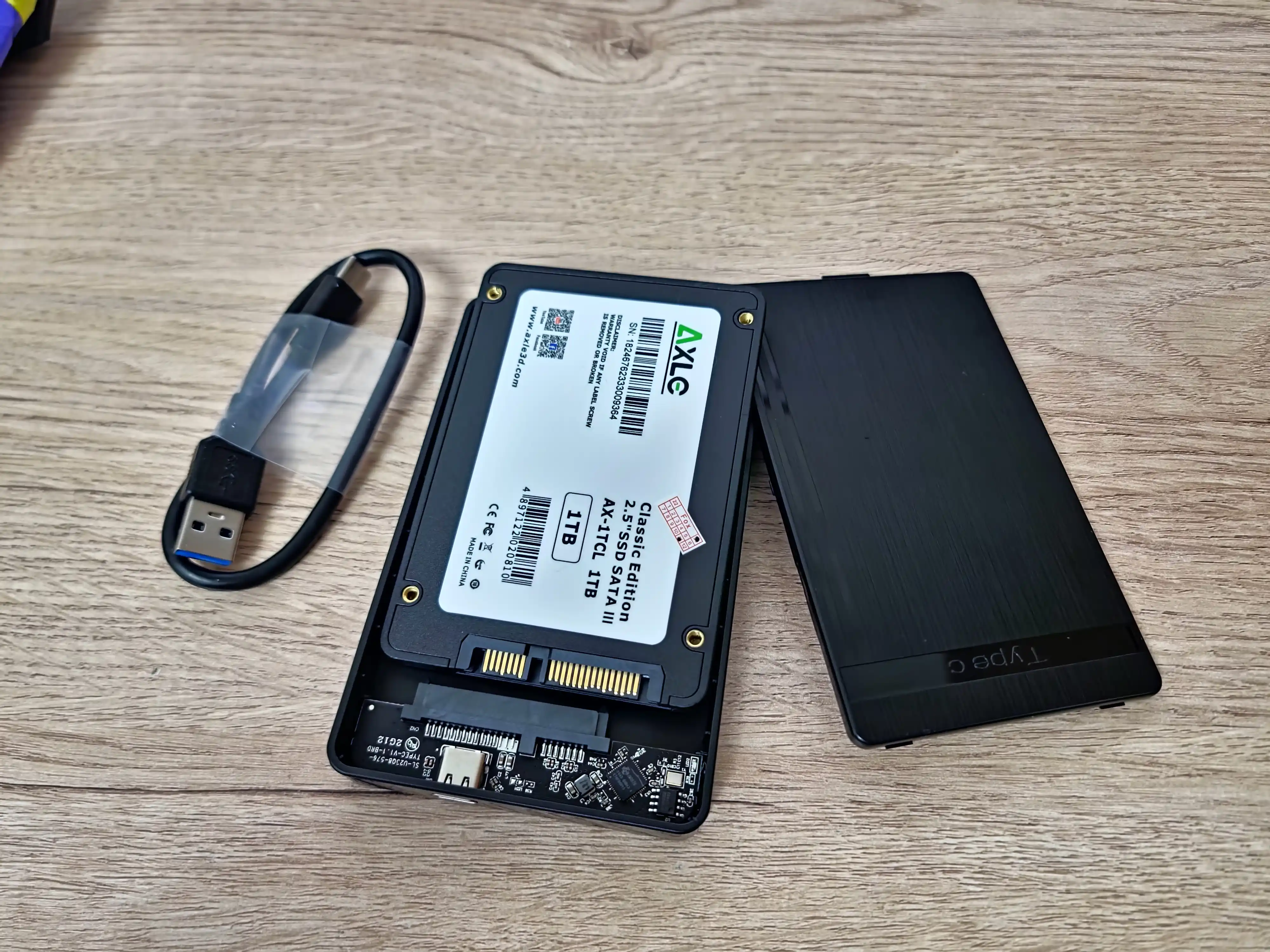 Tashqi HDD korpusi va SSD tashish qutisi SSD HDD USB 3.1 Type-C 6Gb/s SATA