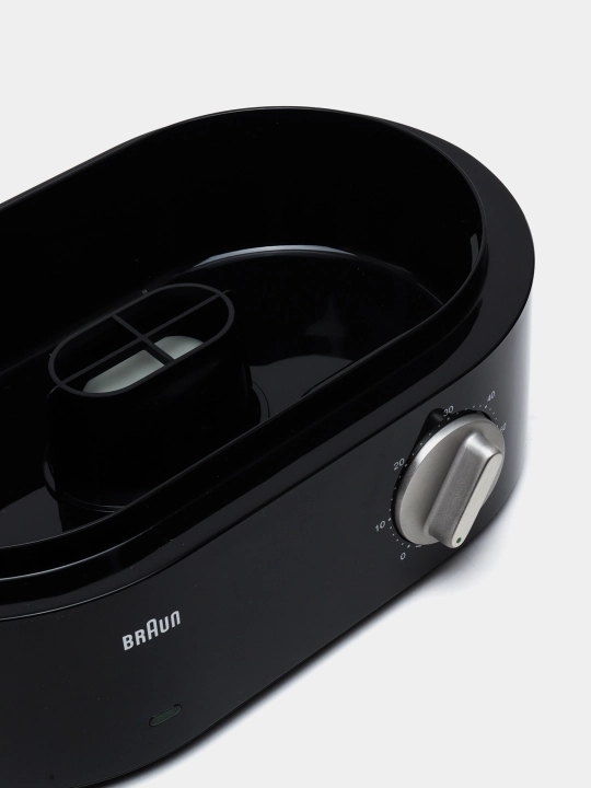 Bug'da pishirgich Braun FS5100BK taymer va xavfsiz plastik savatlar bilan