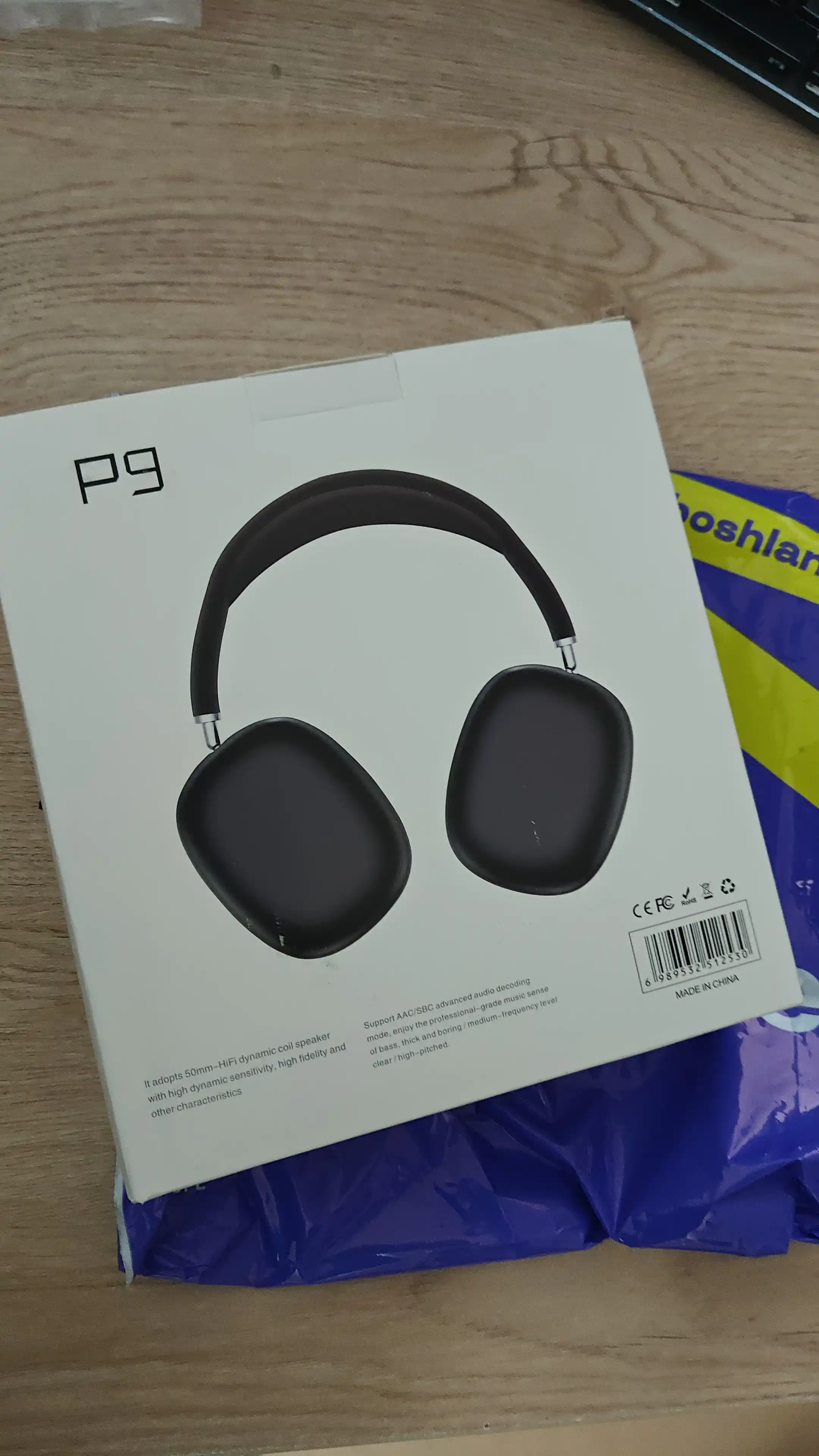 Simsiz quloqchinlar P9 Bluetooth, xotira kartasi SD va mikrofon qo'llab-quvatlaydi