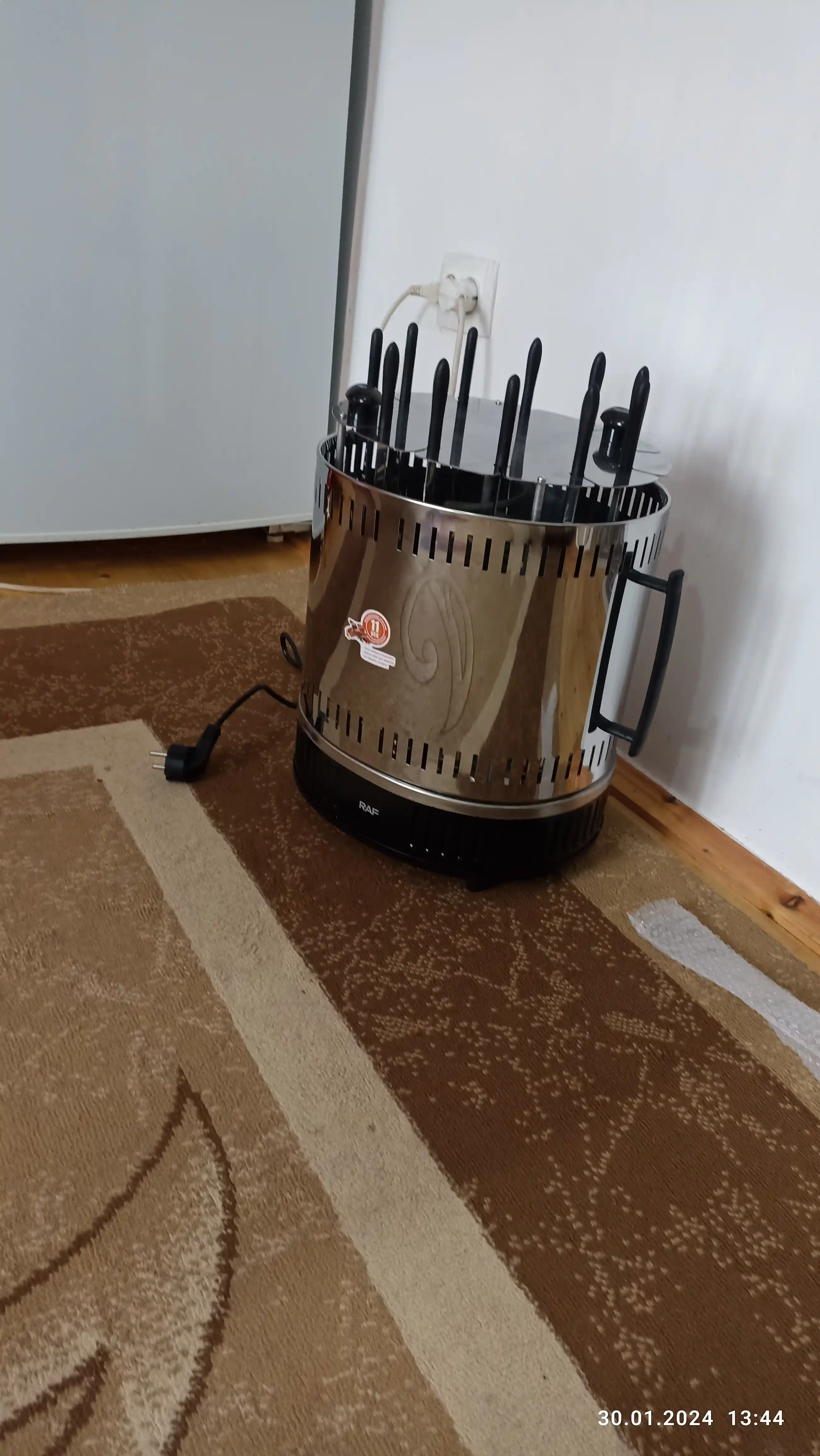 Elektr kabob pishirgichlar RAF R.8628, 11 sixlik, 1500w