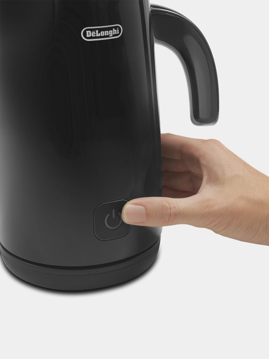 Вспениватель молока DeLonghi EMF2.BK, 3 режима, до 140 мл пены, металл, чёрный