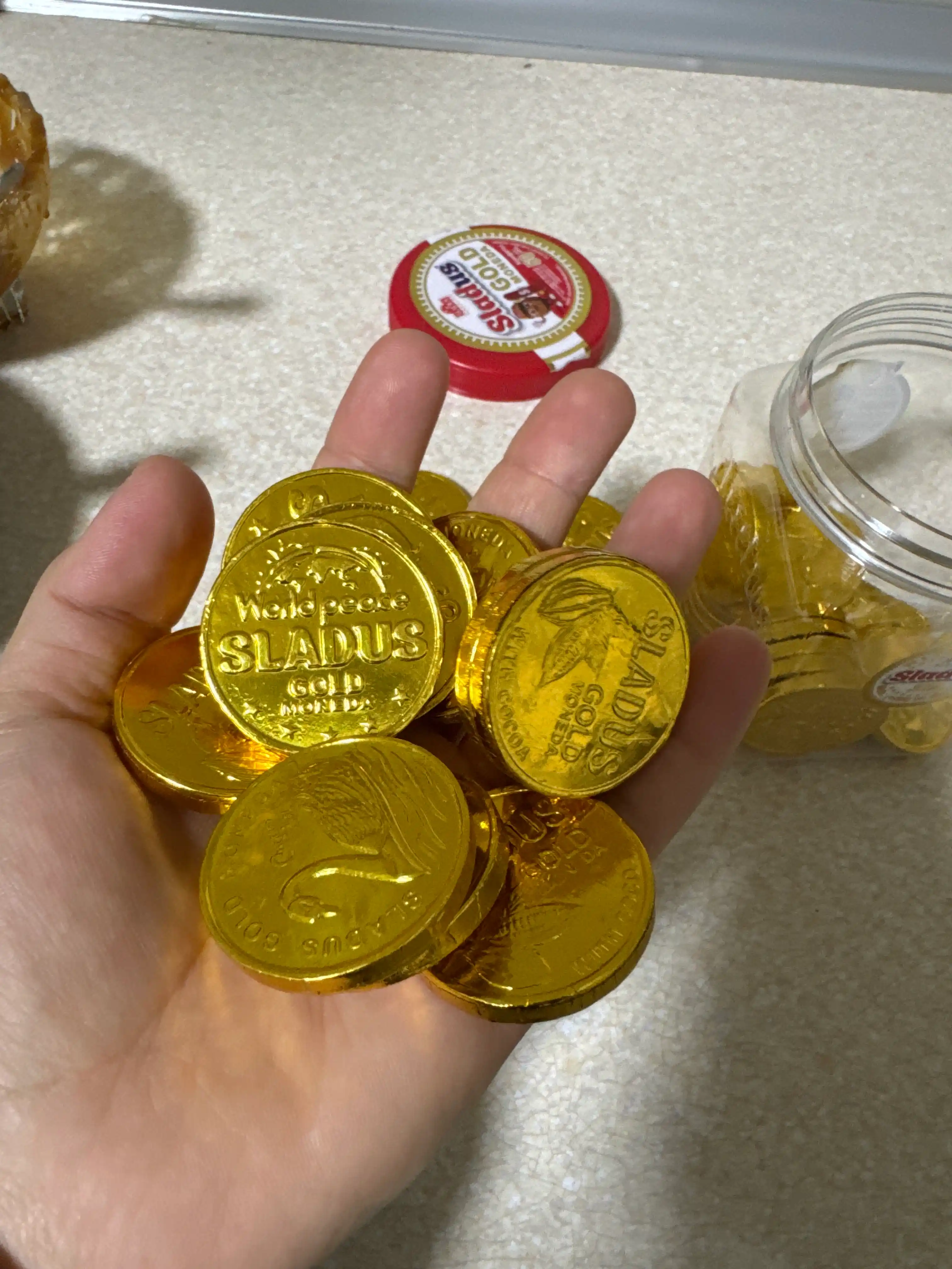 Tangalar shaklidagi sutli shokolad, Sladus Gold Moneda, 300 gr