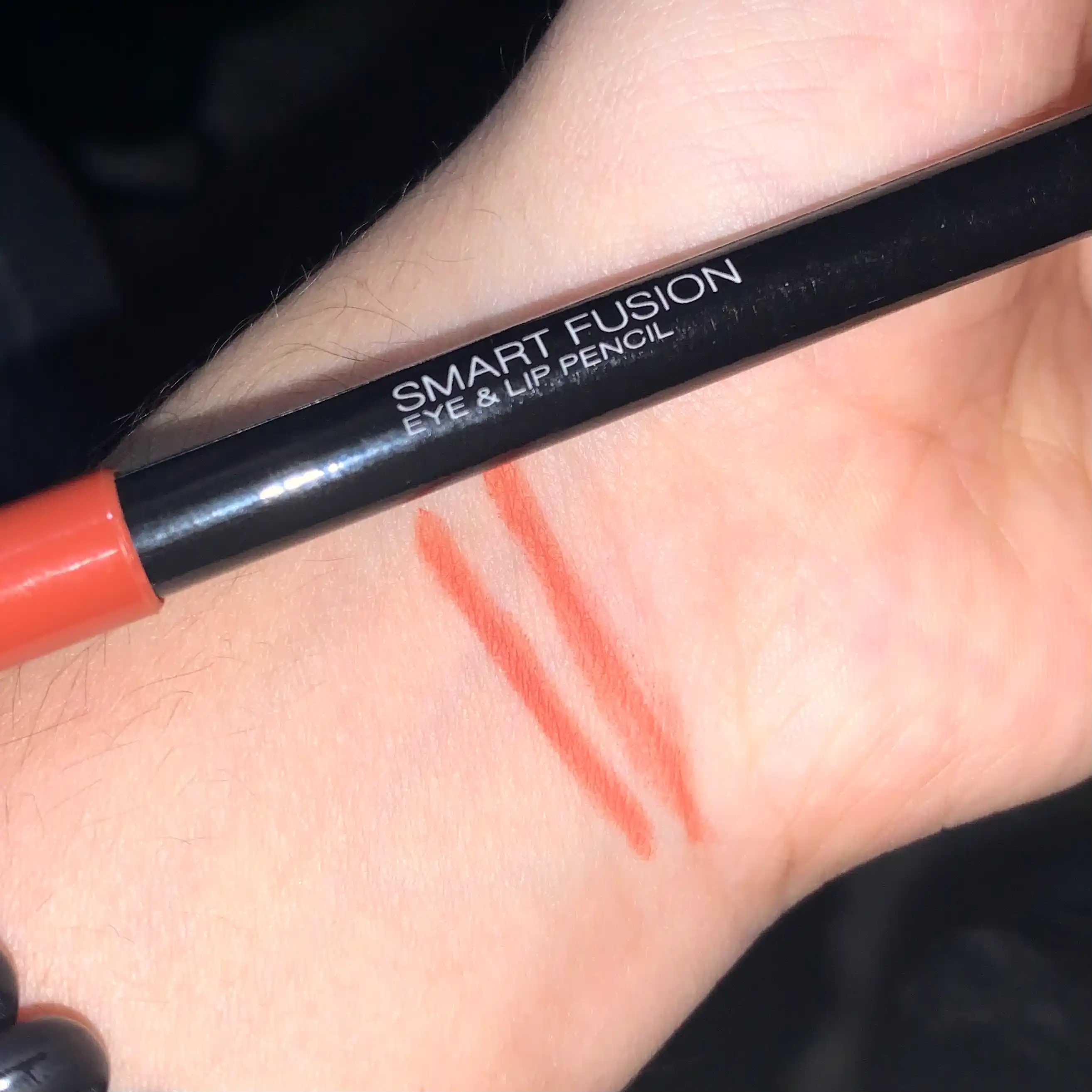 Водостойкий карандаш для губ и глаз Smart Fusion eye and lip pencil