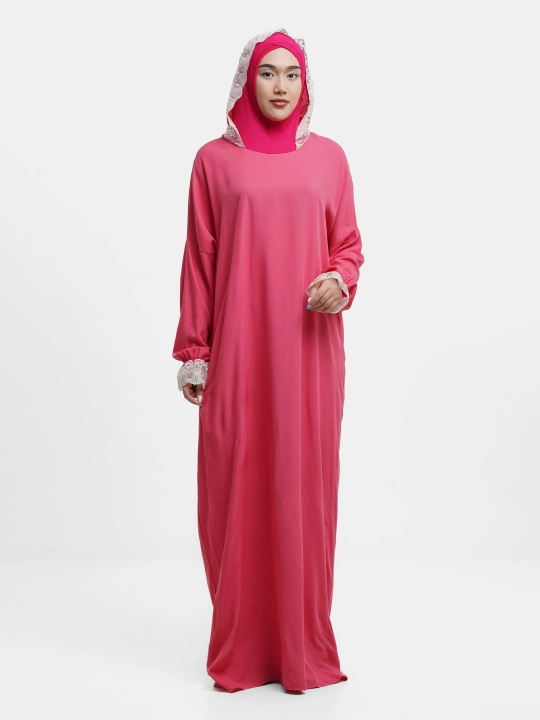 Ayollar uchun islomiy kiyim, abaya (namoz uchun)