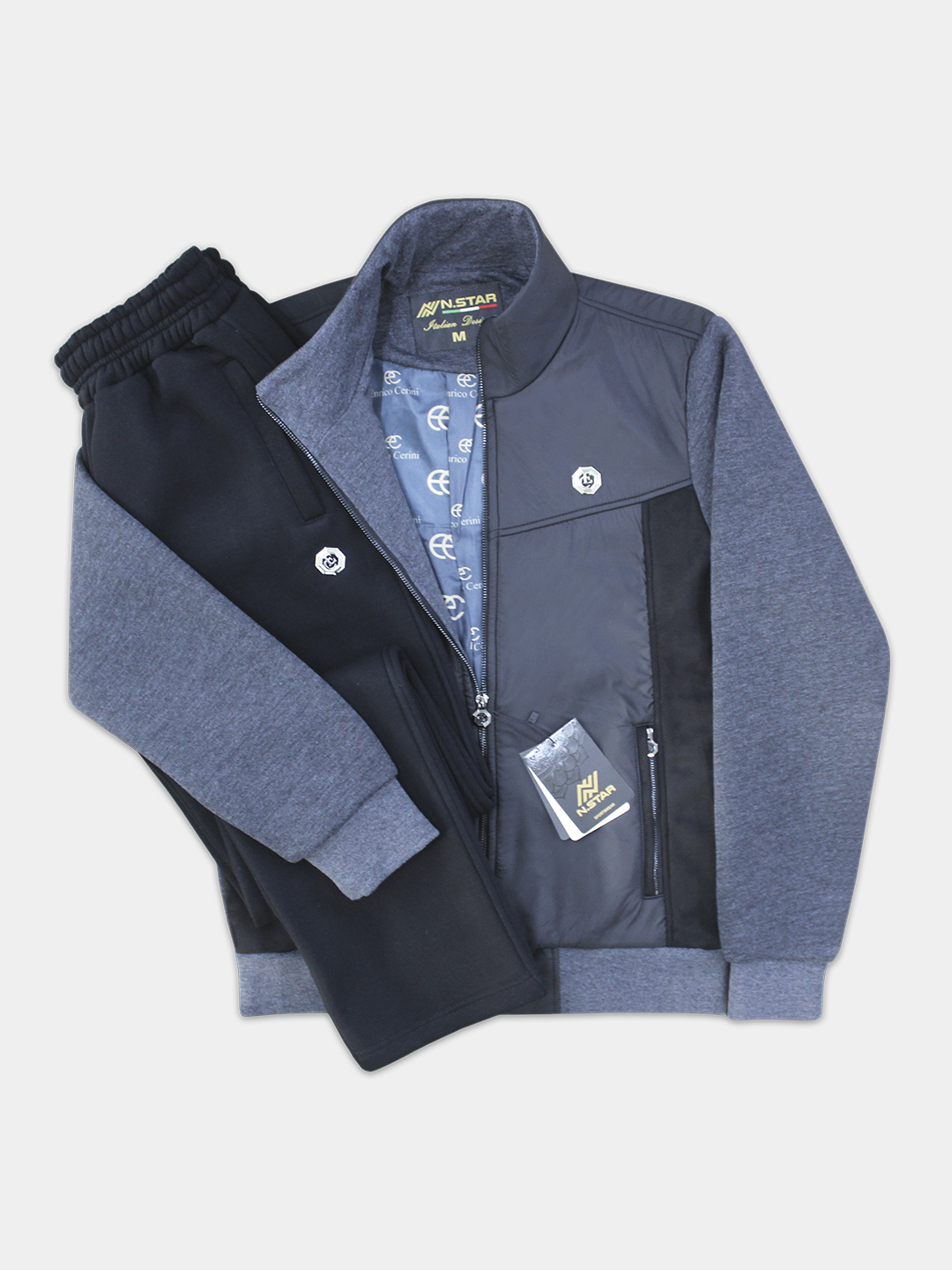 Porno-yulduz Aletta Auchen ishtirokida suratga olingan kompilyatsiya. Katta kamming xoroz suratlari