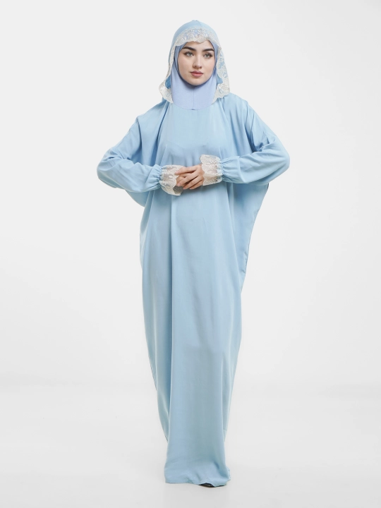 Ayollar uchun islomiy kiyim, abaya (namoz uchun)