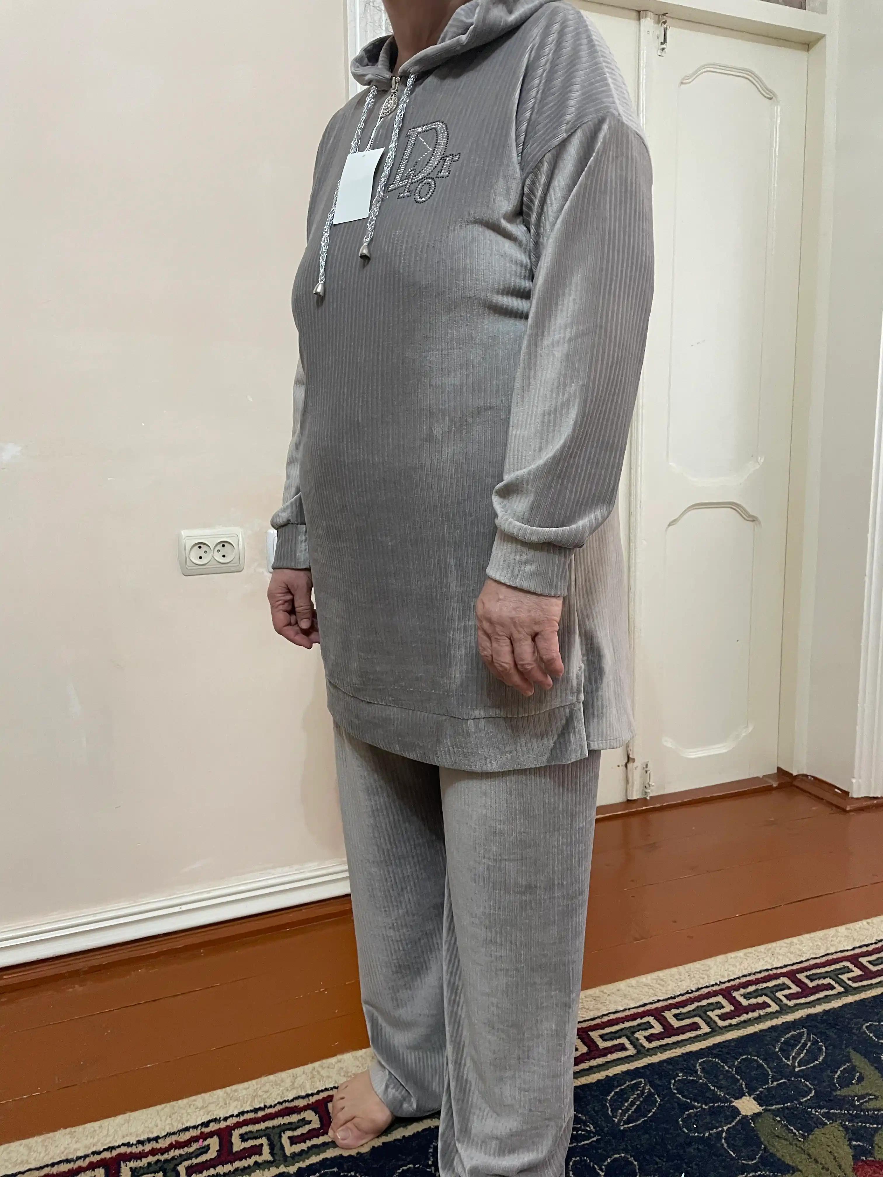 Ayollar uchun ikki qismli kiyim to'plami, kundalik