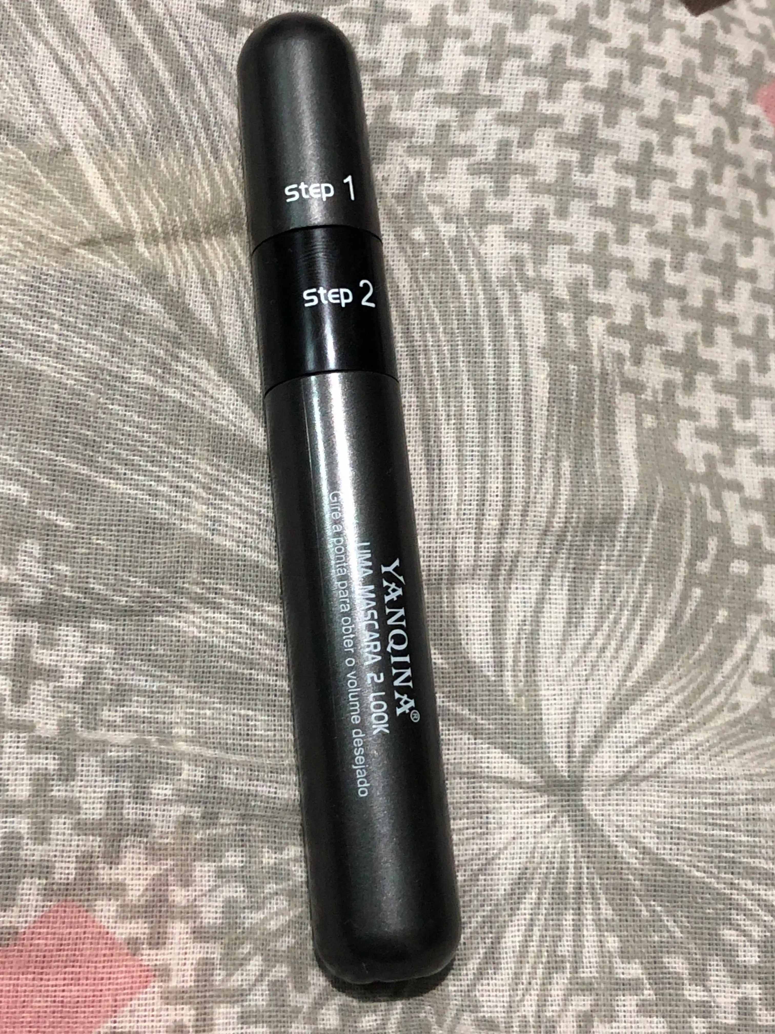 Kipriklar uchun tush 4D professional, suvga chidamli, qora, 2 ta cho'tka, 10 g