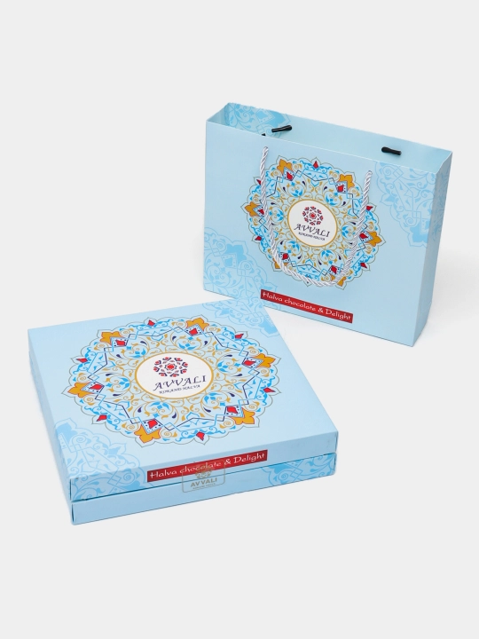 Halva Avvali, sovg'a to'plami, 1 kg