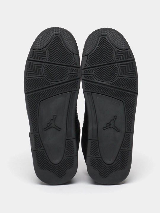 Кроссовки для мужчин DJordans