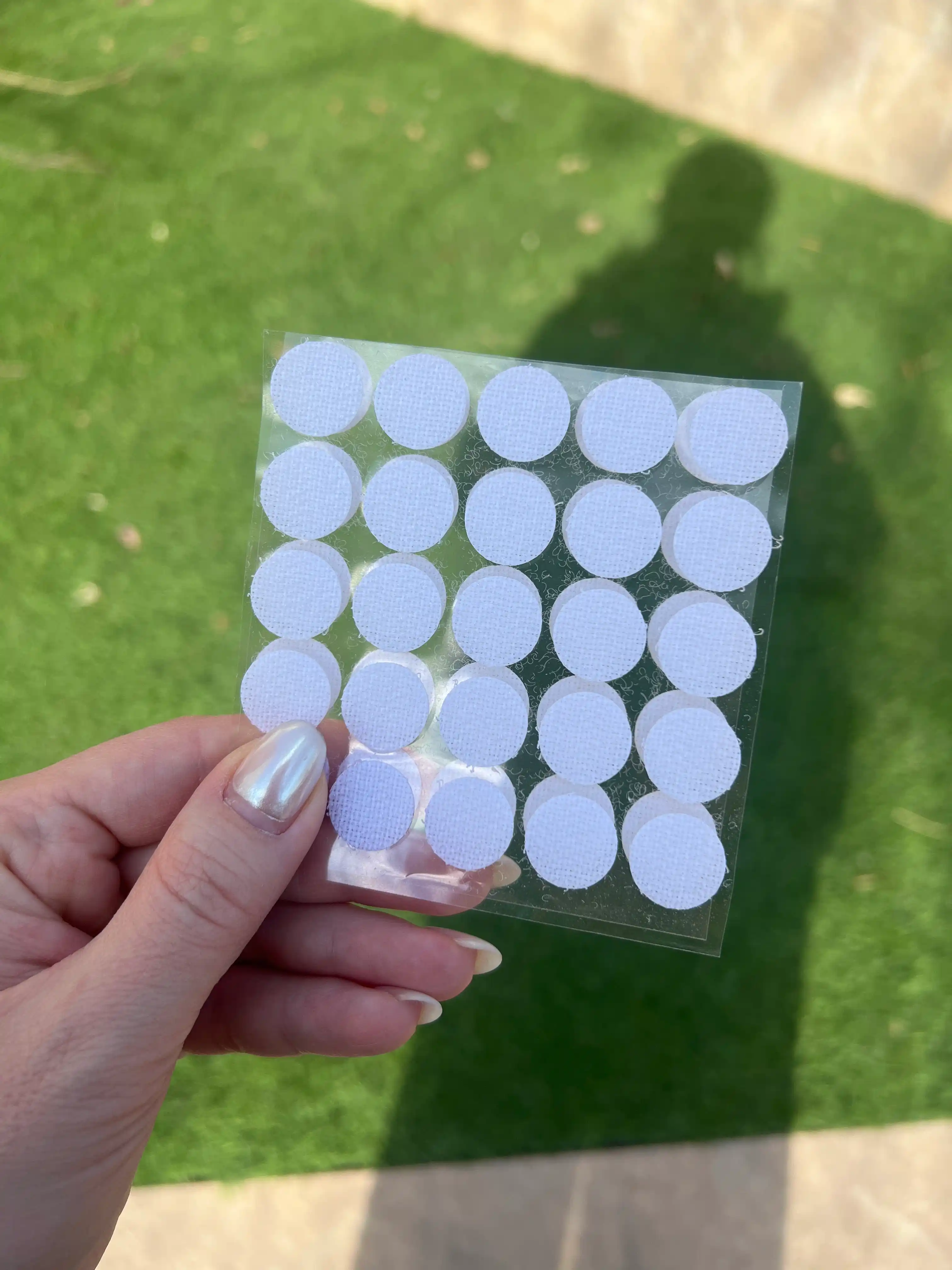 Velcro lipuchka 15 mm dumaloq — qo‘l mehnati, dekor va bolalar o‘yinlari uchun